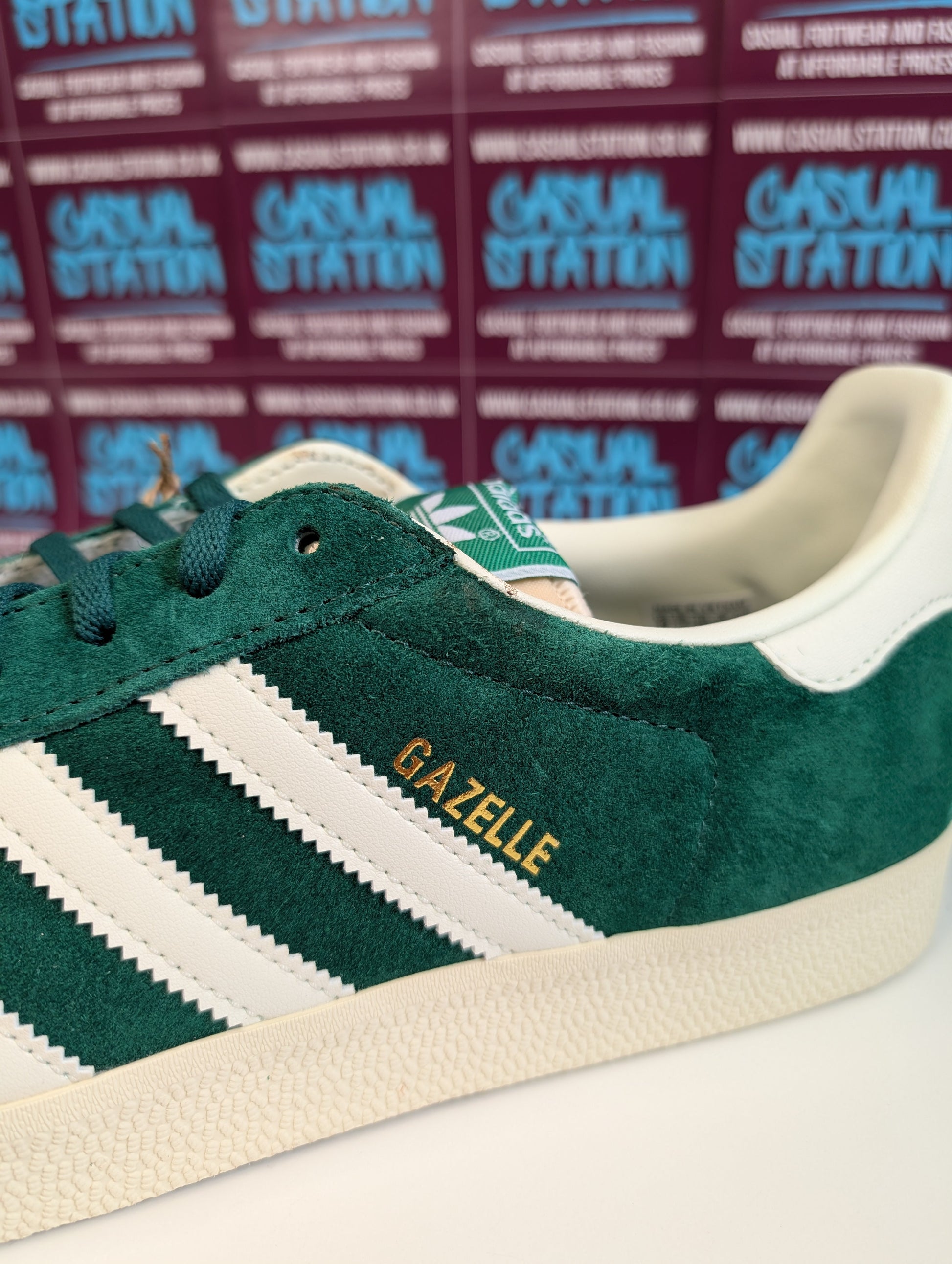 Adidas Gazelle Size 11.5 - NEW Casual Station