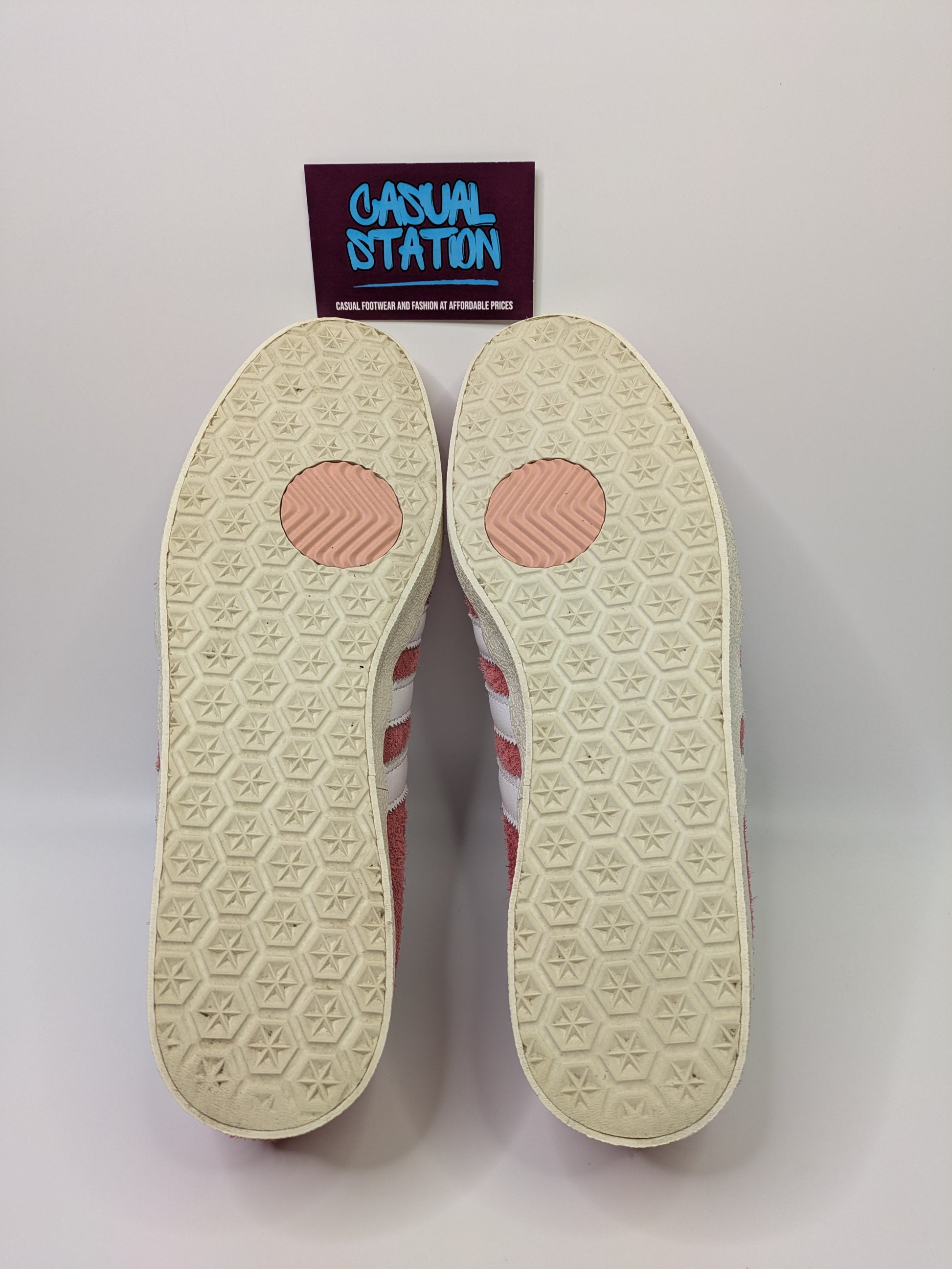 Adidas Gazelle OG Vintage Size 7 Casual Station