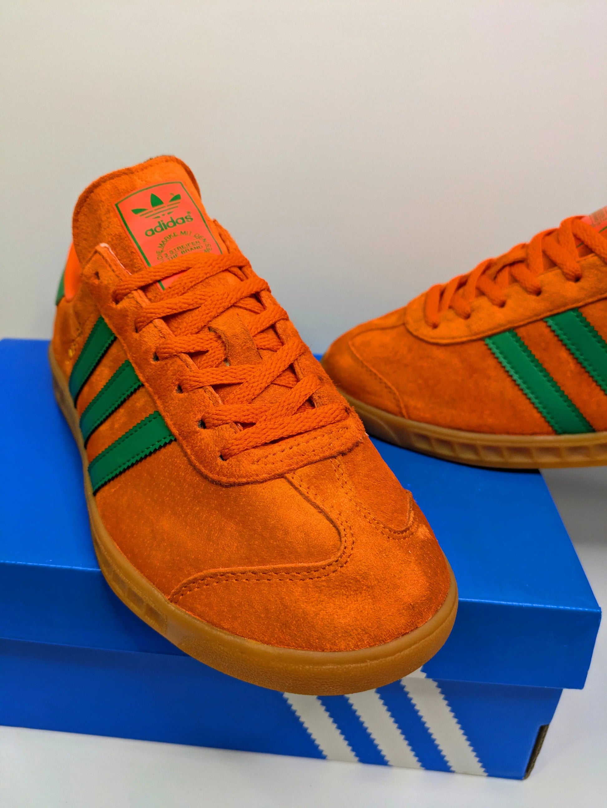 Adidas Hamburg Size 8 Casual Station