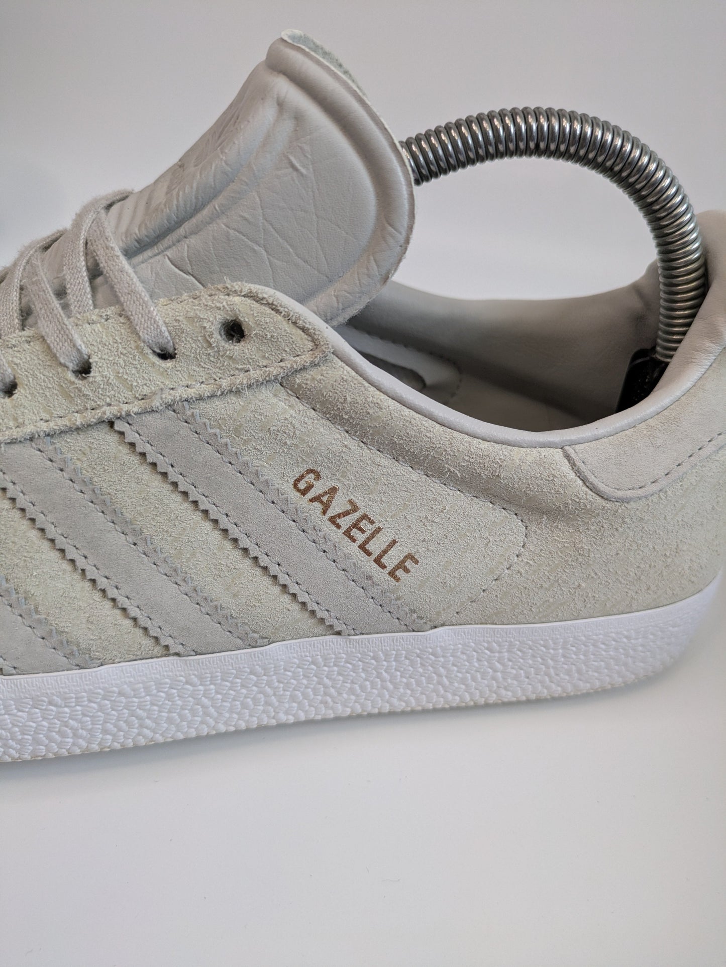 Adidas Gazelle Size 7 Casual Station