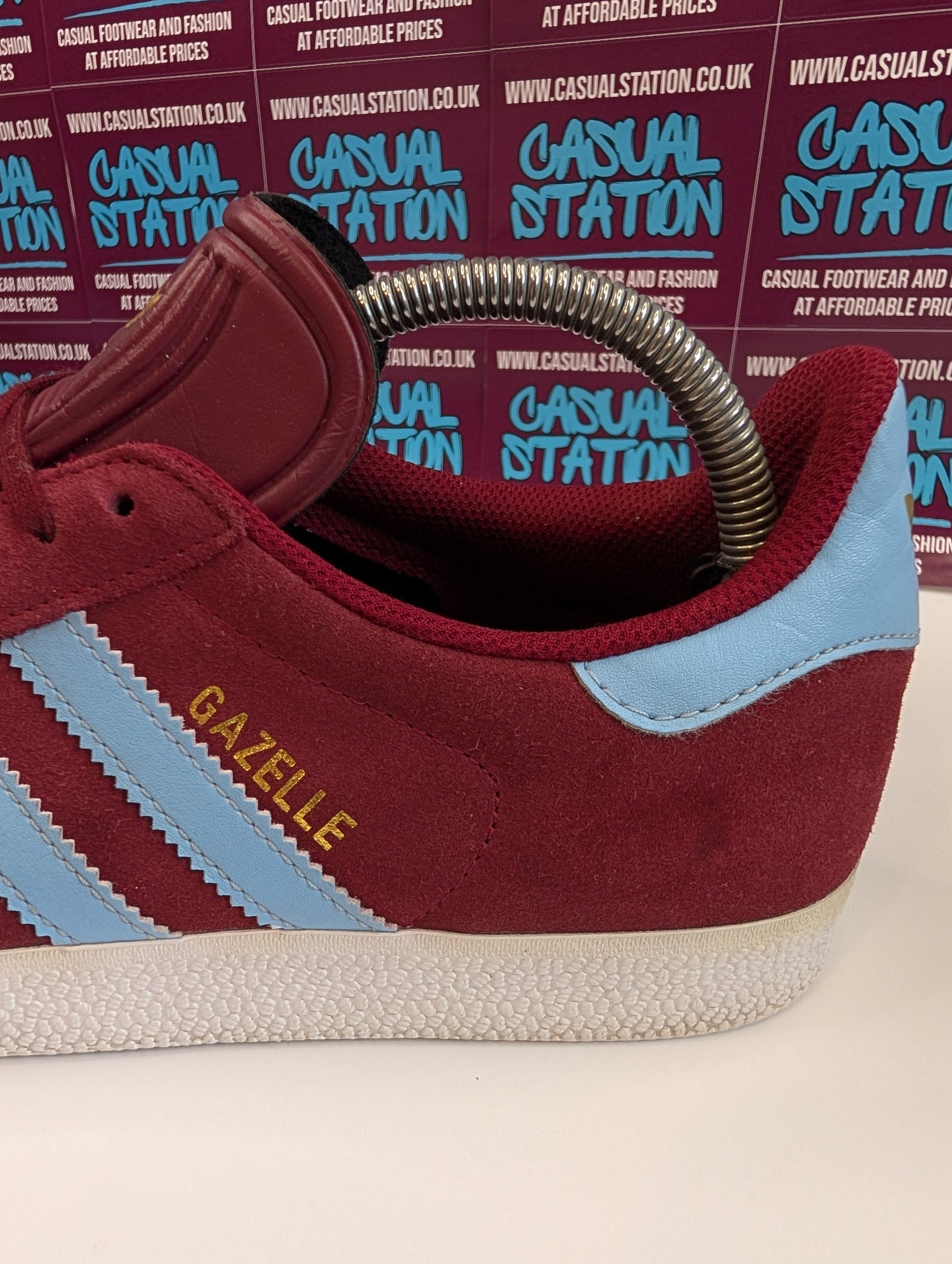 Adidas Gazelle Size 7 Casual Station
