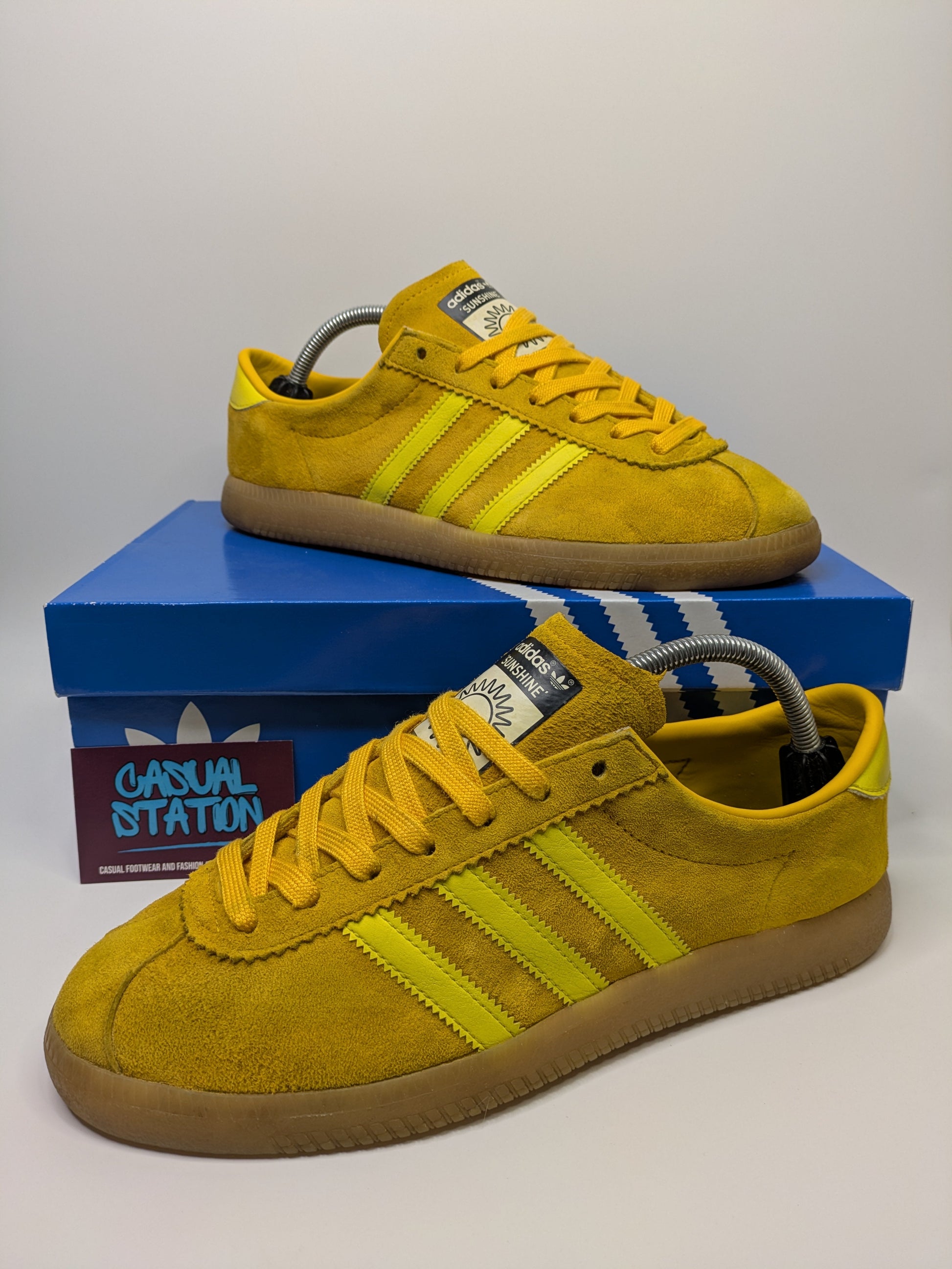 Adidas Sunshine Size 8.5 Casual Station