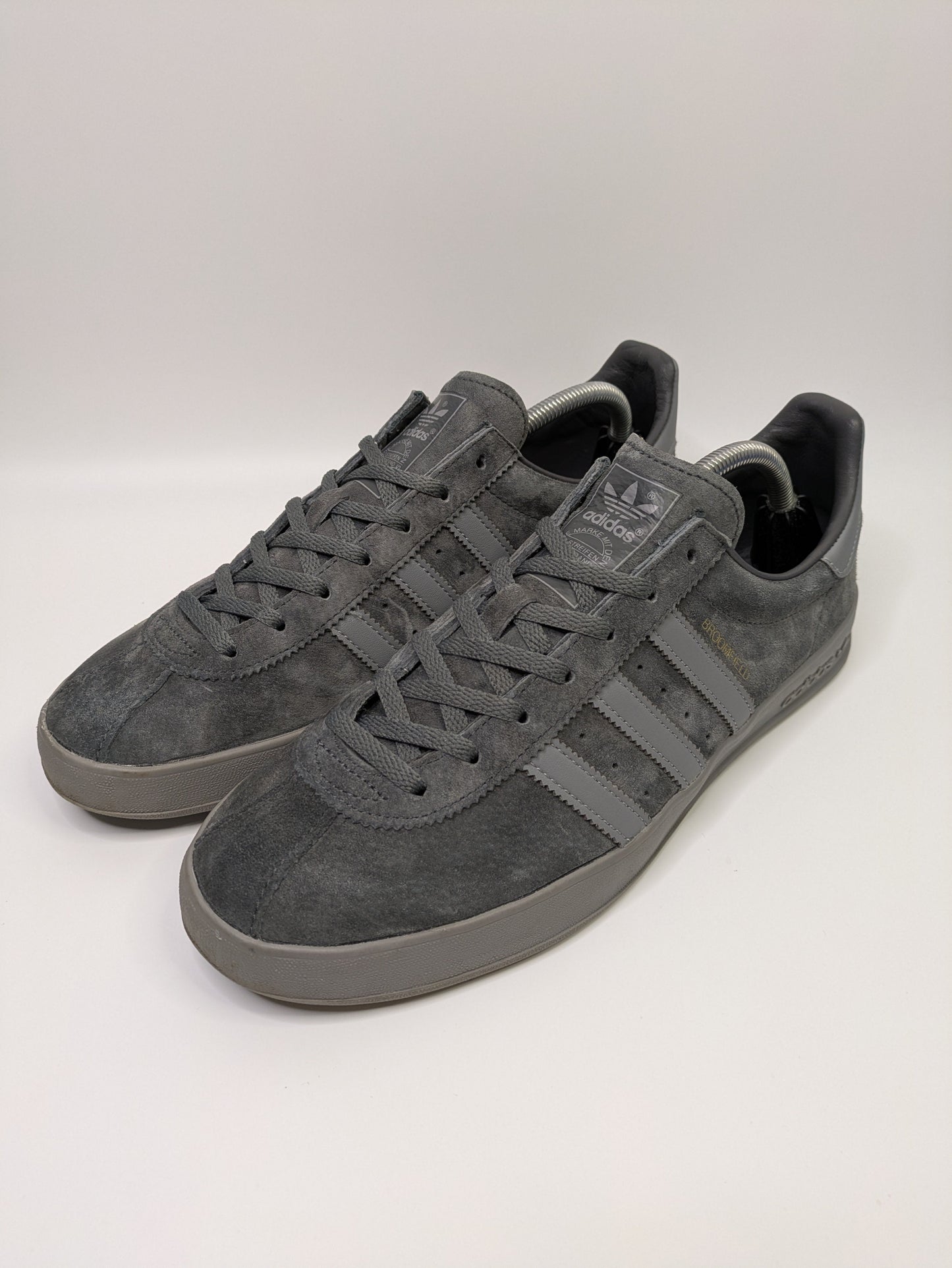 Adidas Broomfield Size 10 Casual Station