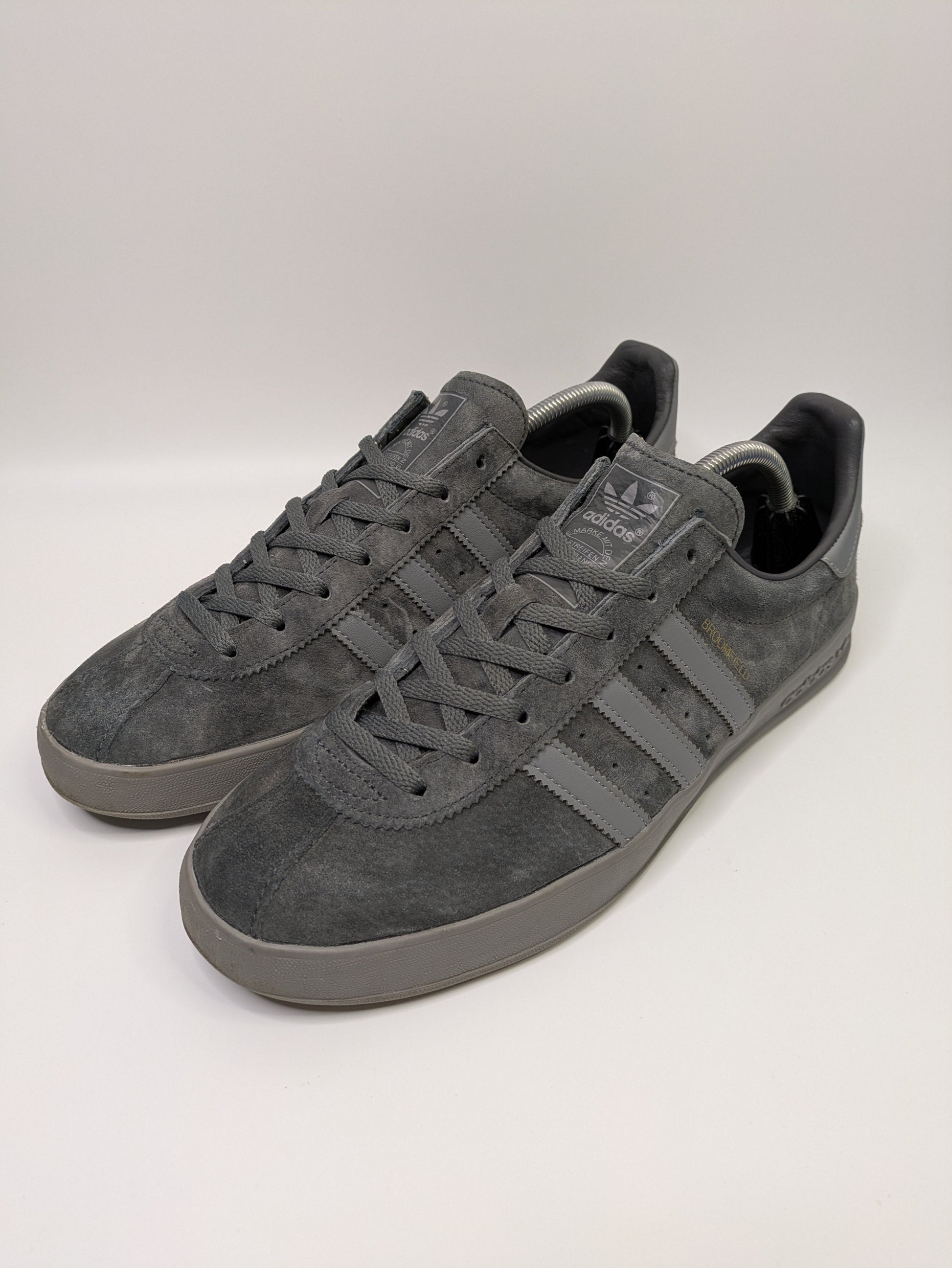 Adidas Broomfield Size 10 Casual Station