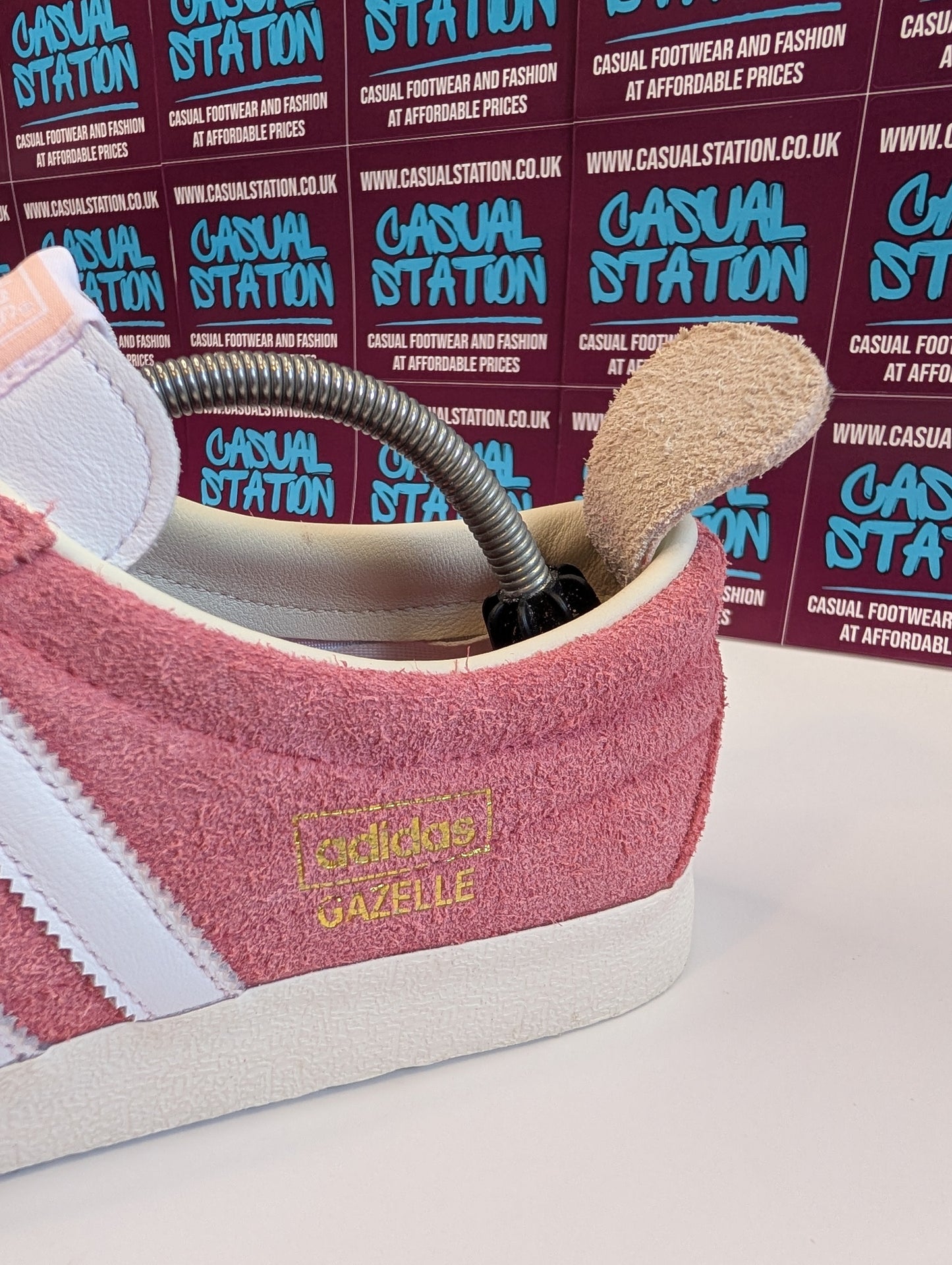 Adidas Gazelle Vintage Size 8 Trainers Casual Station