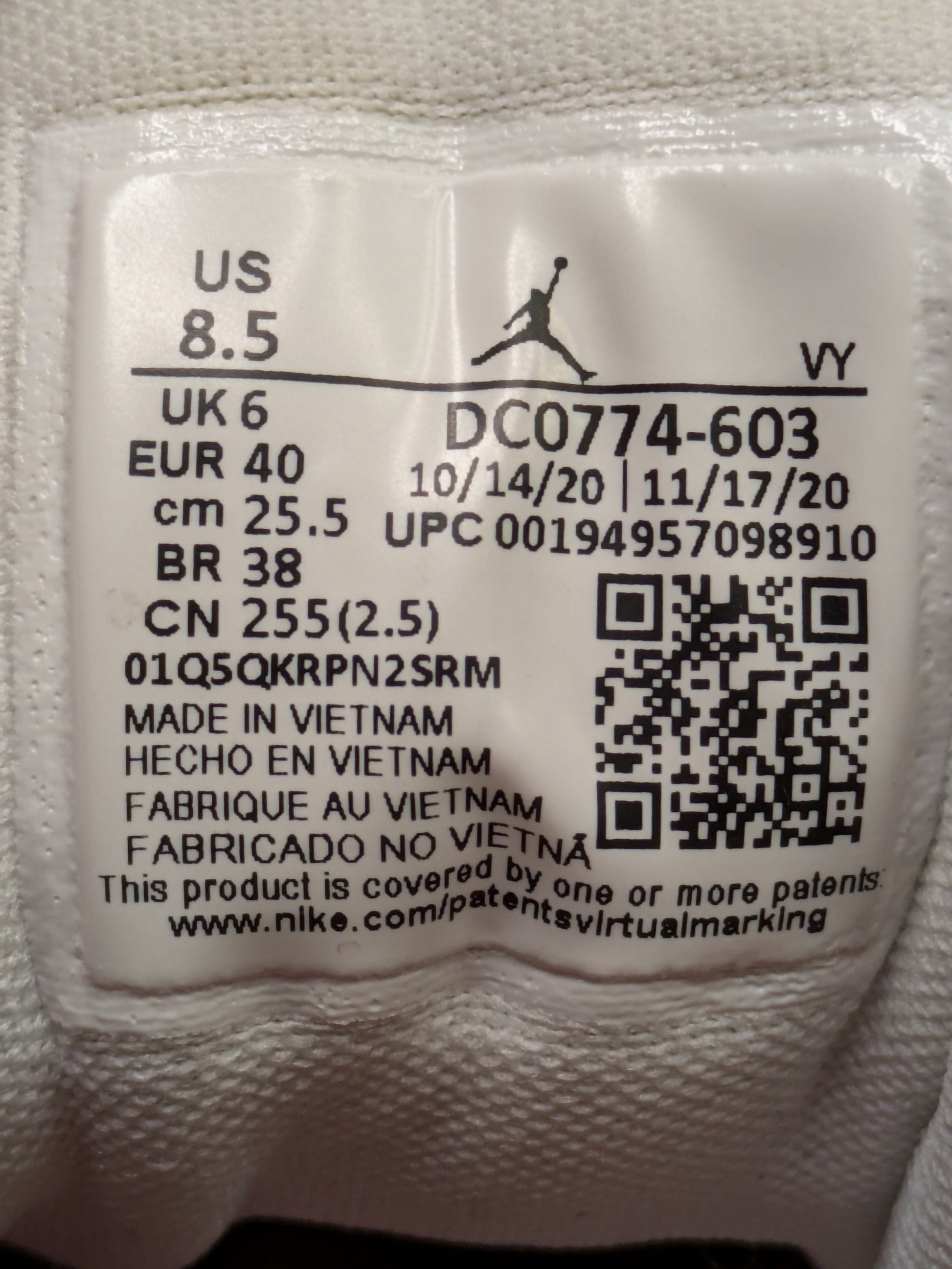 Nike Air Jordan 1 Low Size 6 Casual Station