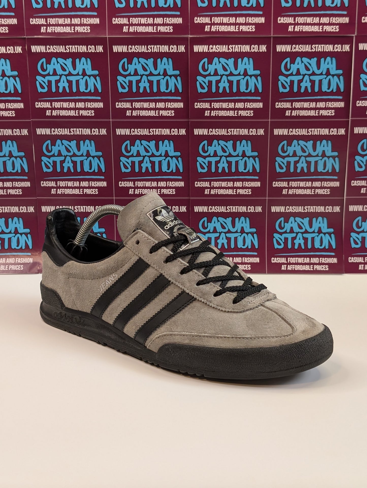 Adidas Jeans Size 9 Trainers
