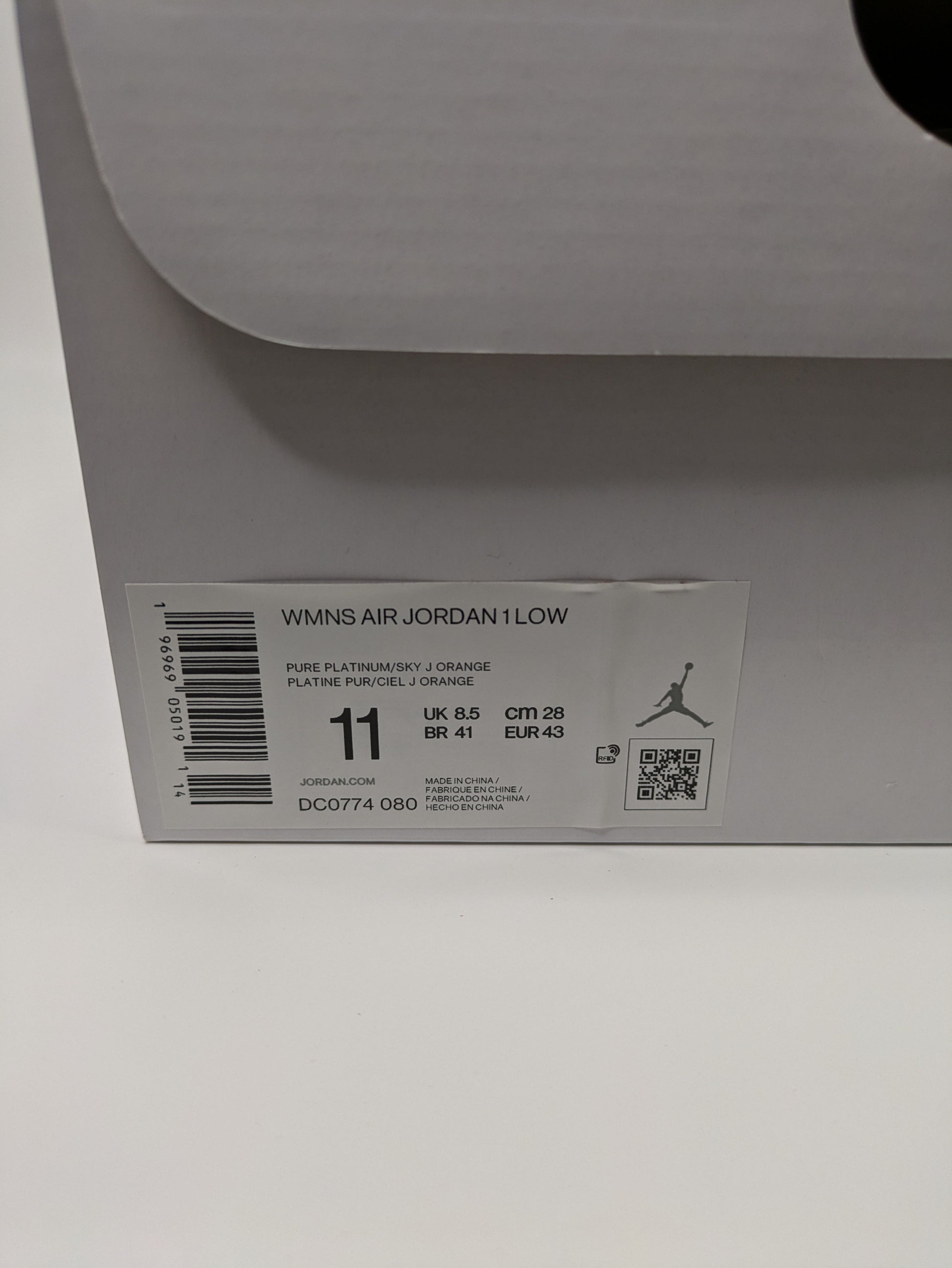 Nike Air Jordan 1 Low Size 8.5 Casual Station