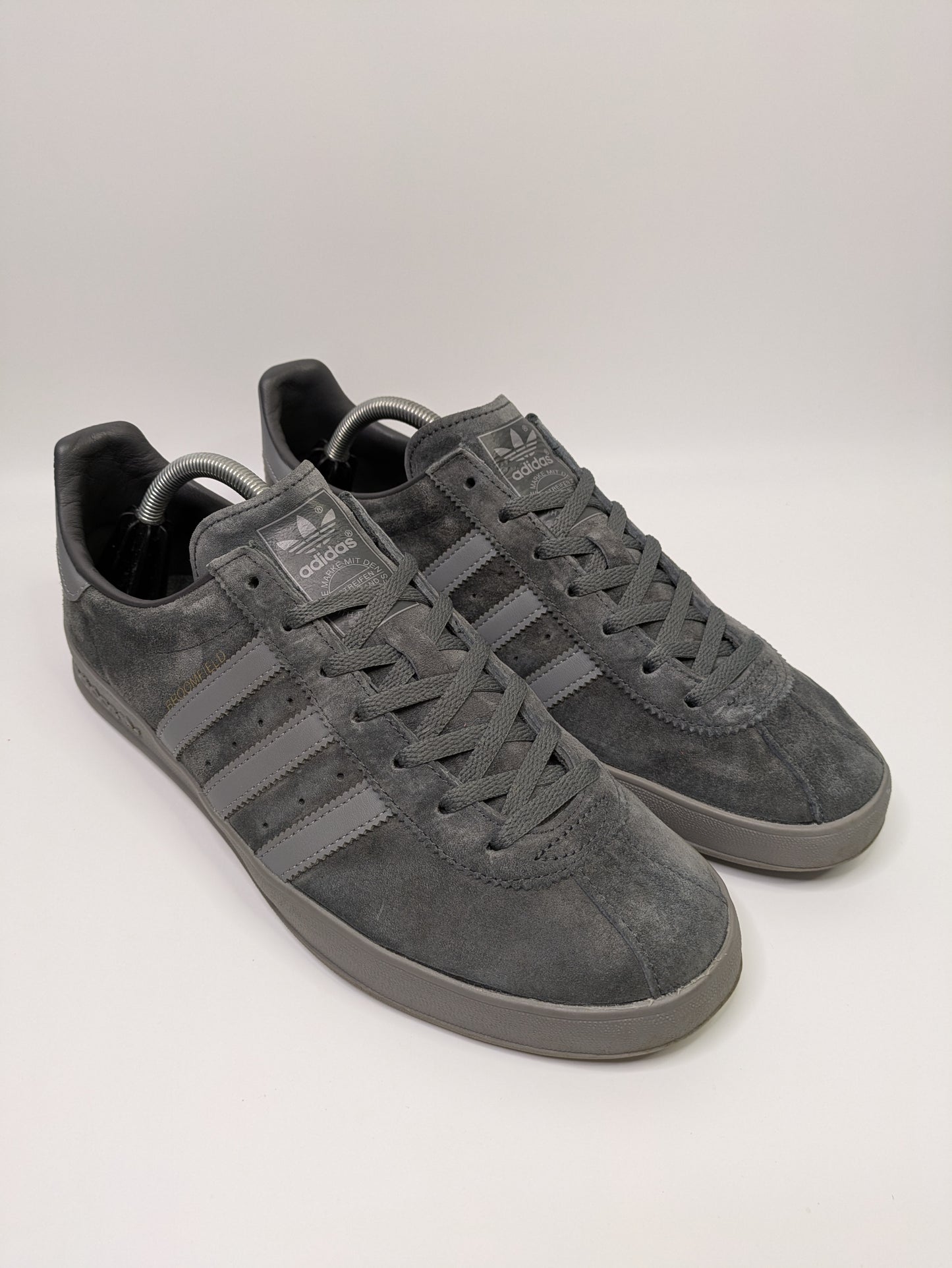 Adidas Broomfield Size 10
