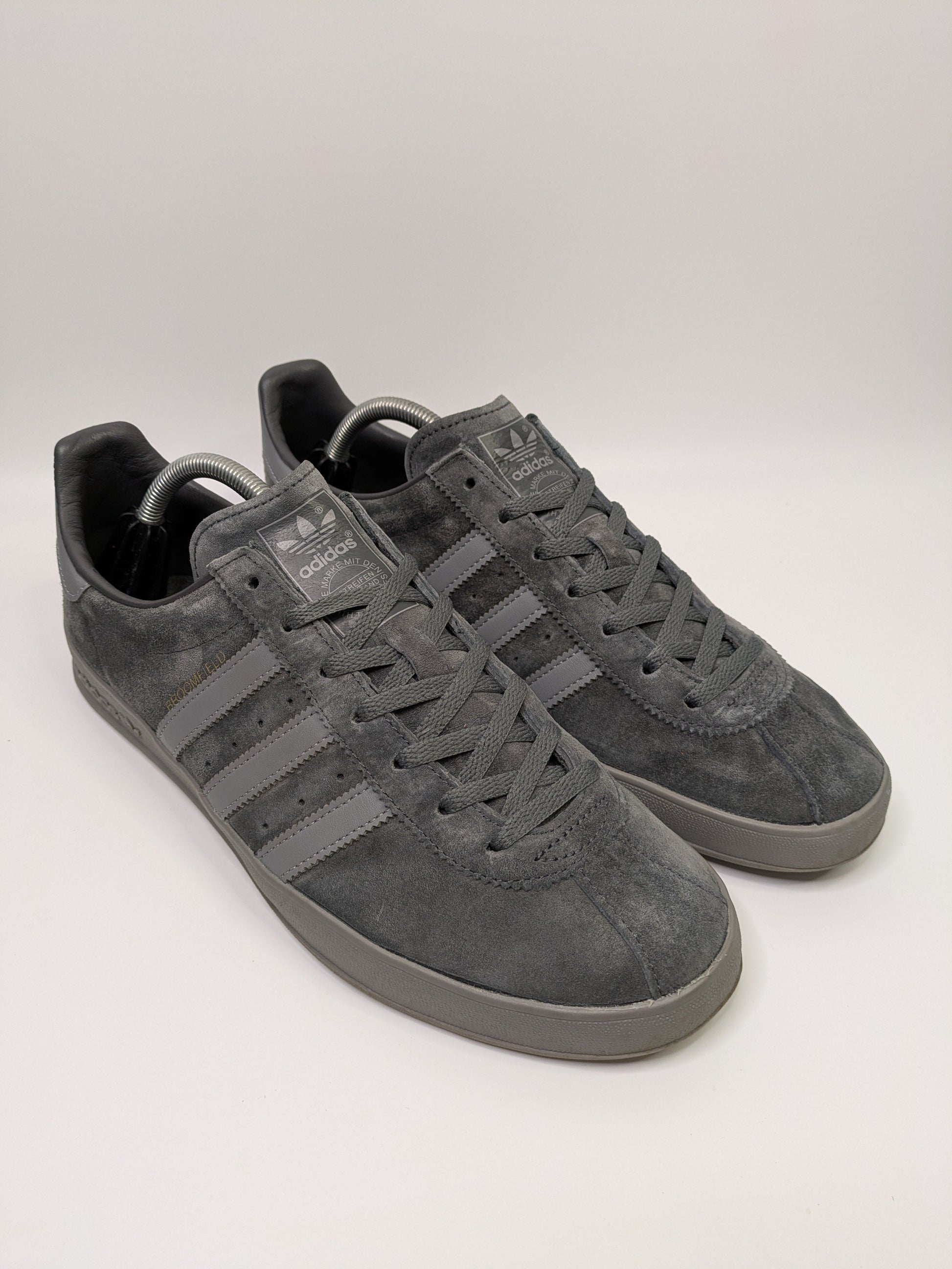 Adidas Broomfield Size 10 Casual Station