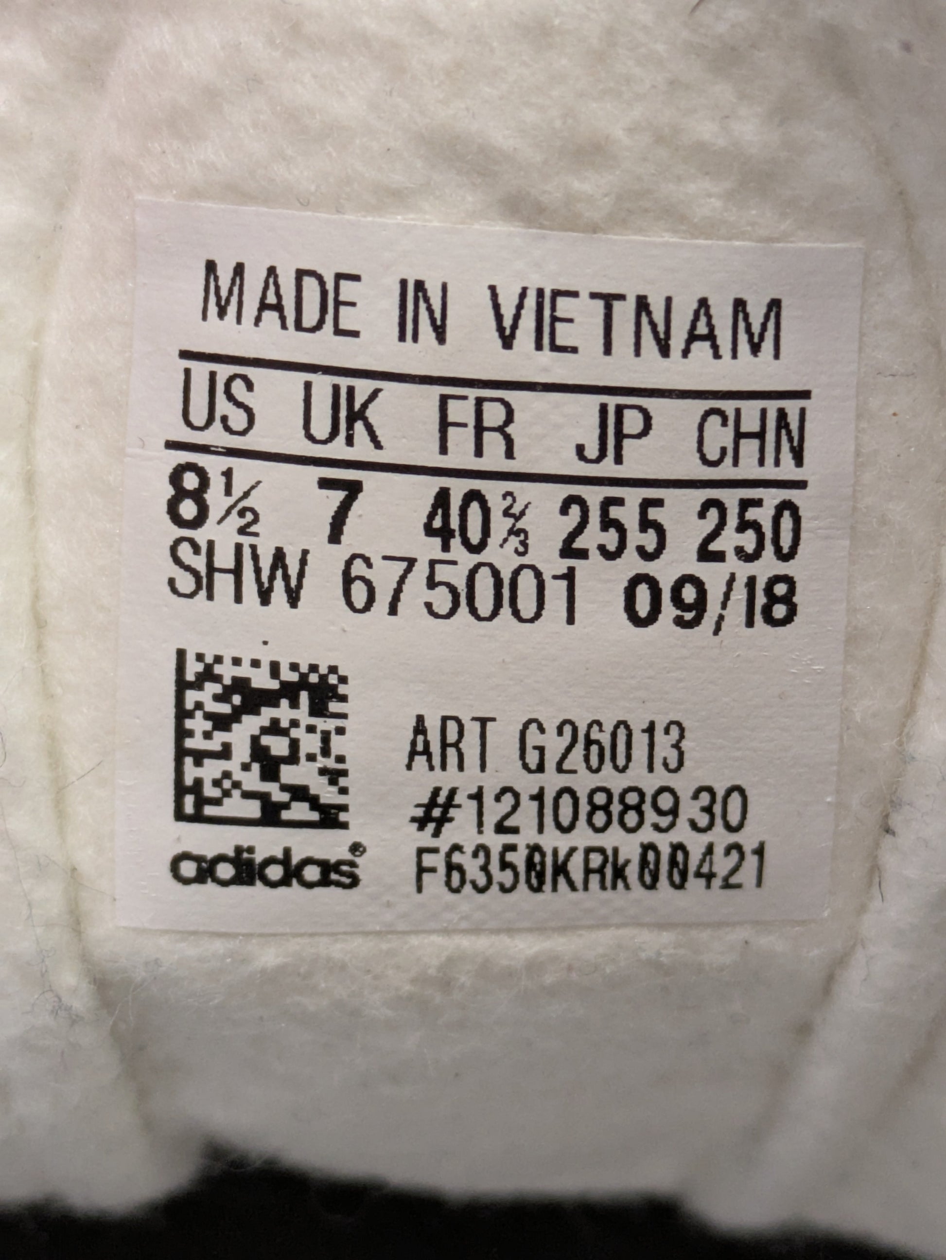 Adidas Gazelle Size 7 Casual Station