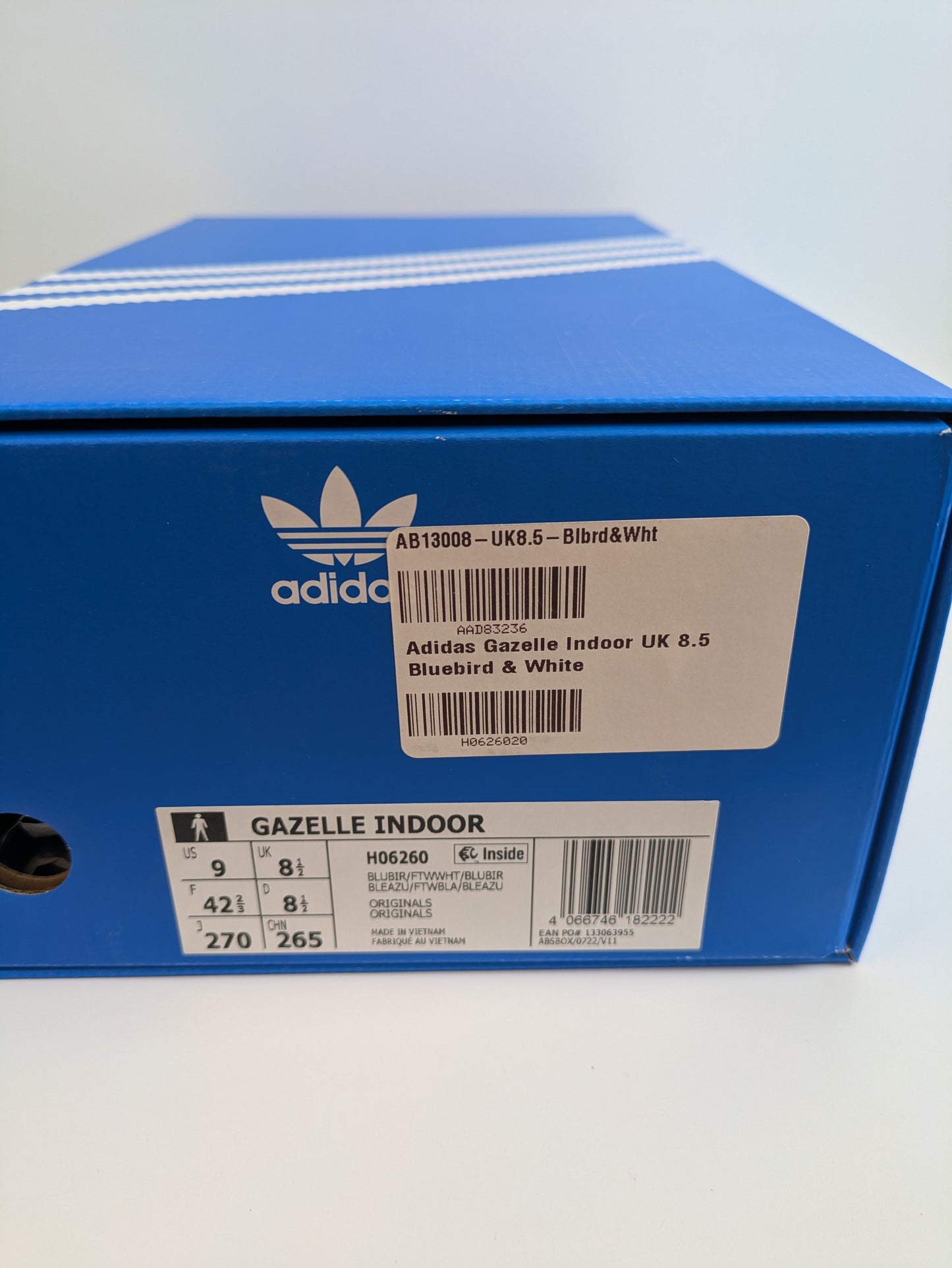 Adidas Gazelle Indoor Size 8.5 - NEW