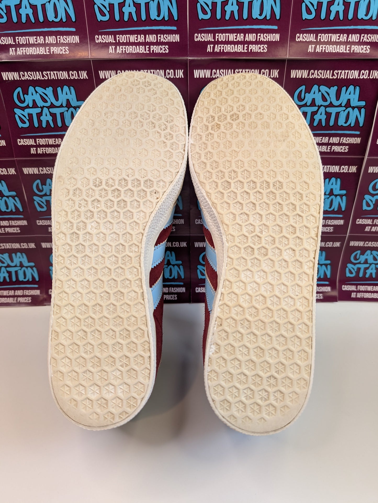 Adidas Gazelle Size 7 Casual Station