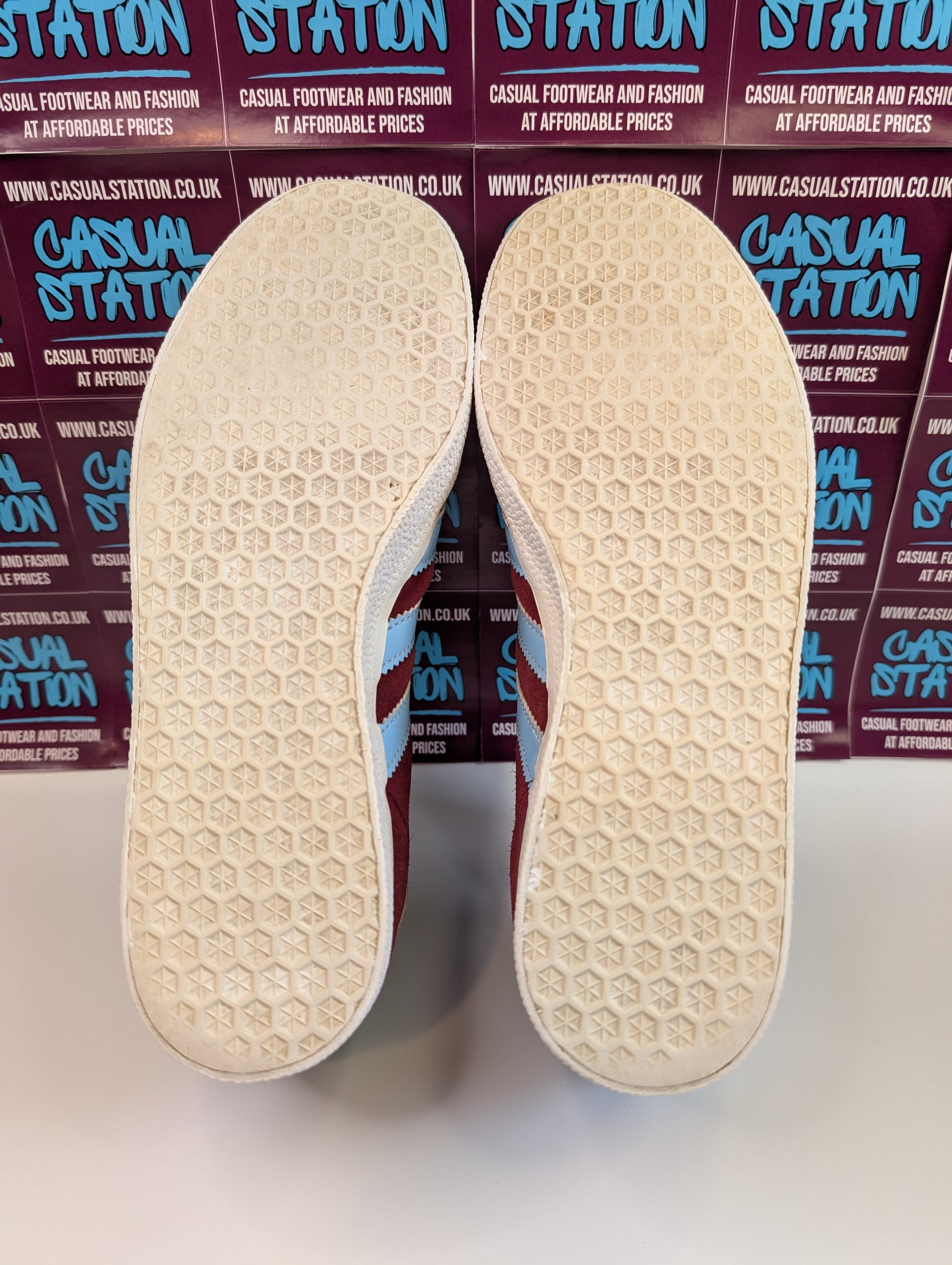 Adidas Gazelle Size 7 Casual Station