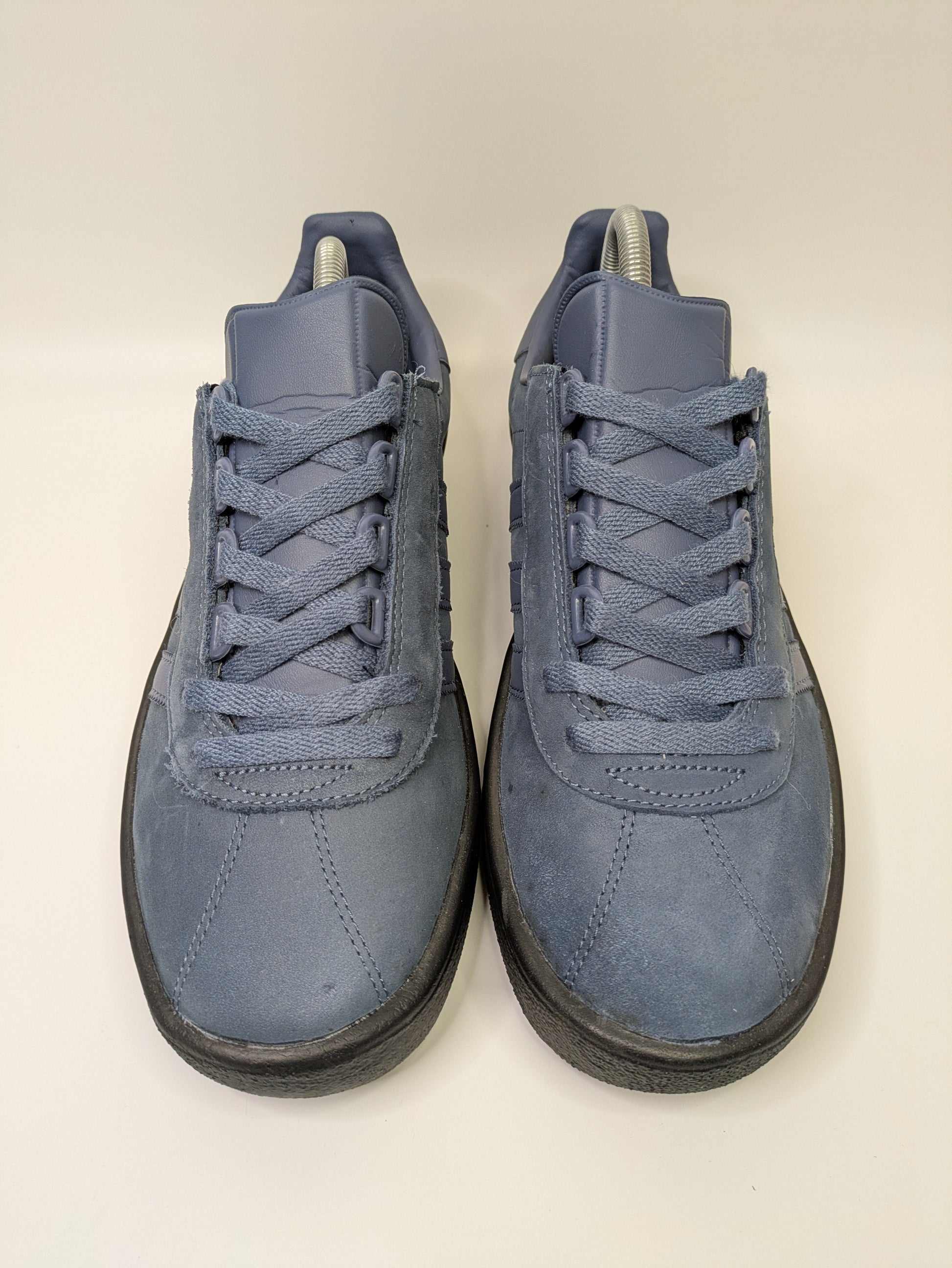 Adidas Chetcuti Size 8 Casual Station