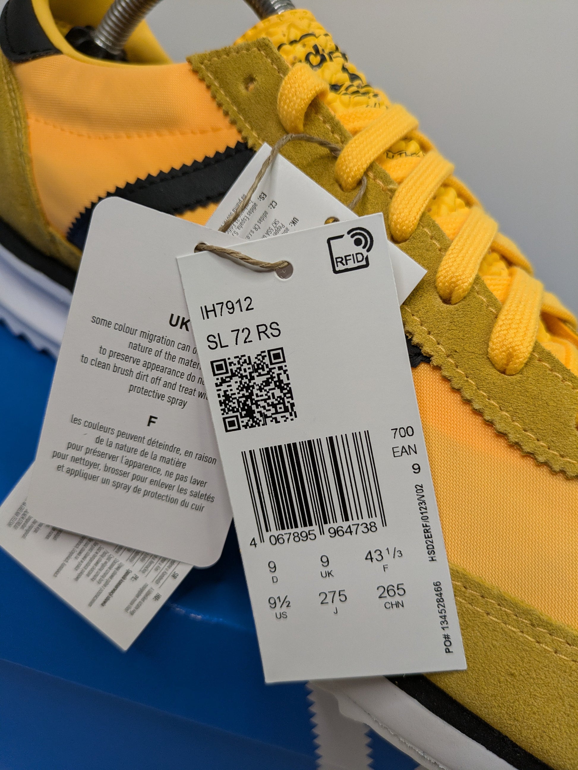 Adidas SL 72 RS Size 9 Casual Station