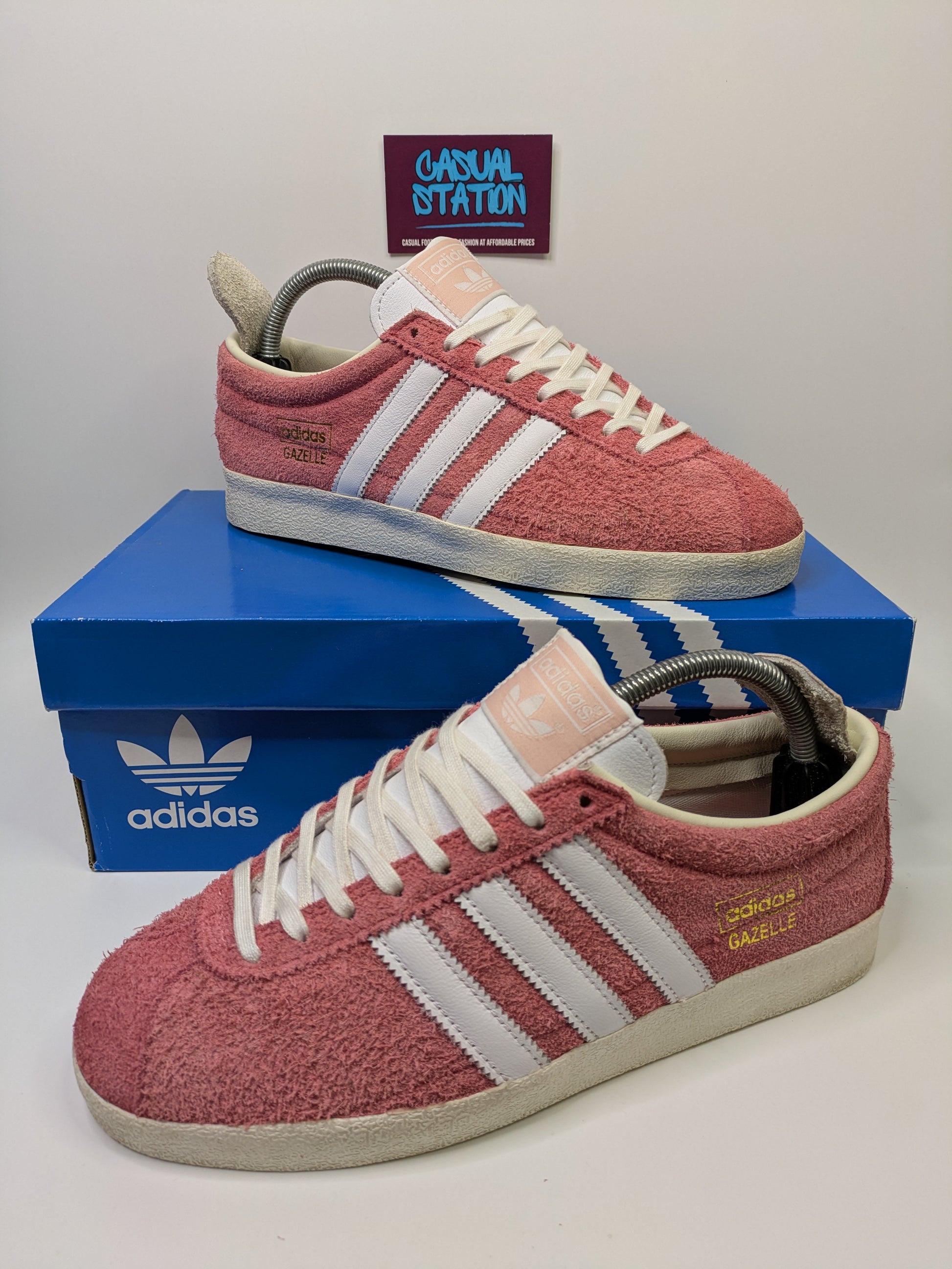 Adidas Gazelle OG Vintage Size 7 Casual Station
