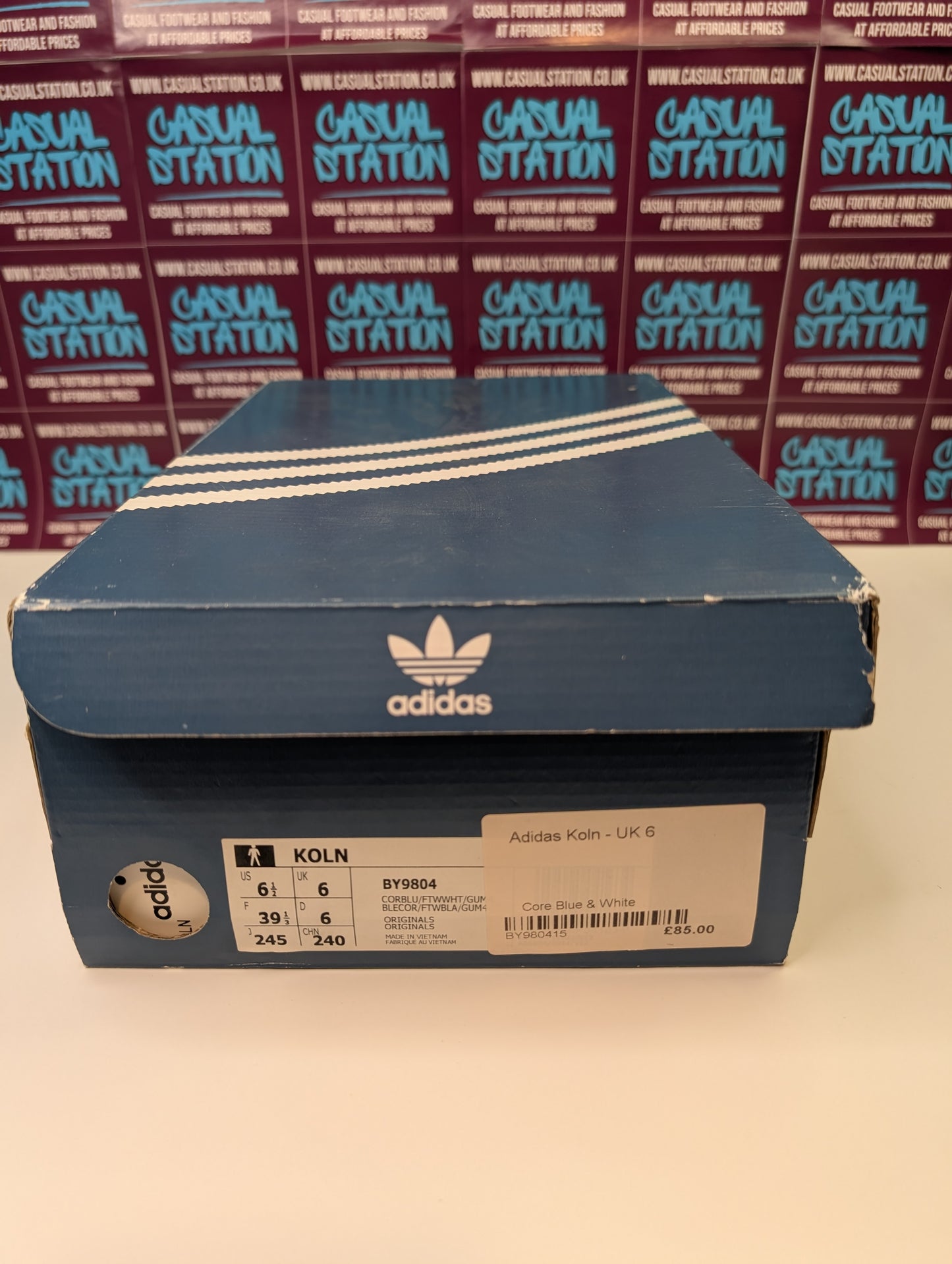 Adidas Koln City Series Size 6