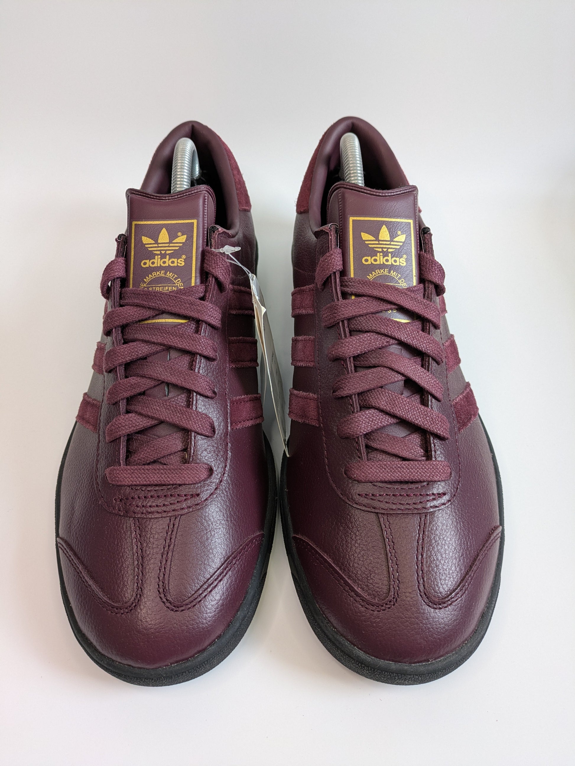 Adidas Hamburg Size 9 - NEW Casual Station