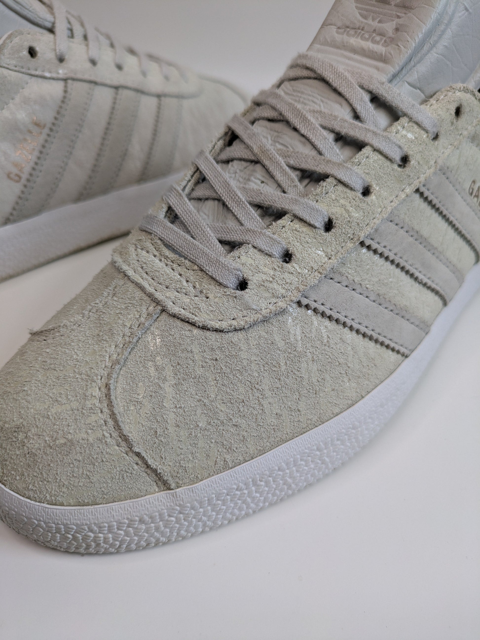 Adidas Gazelle Size 7 Casual Station