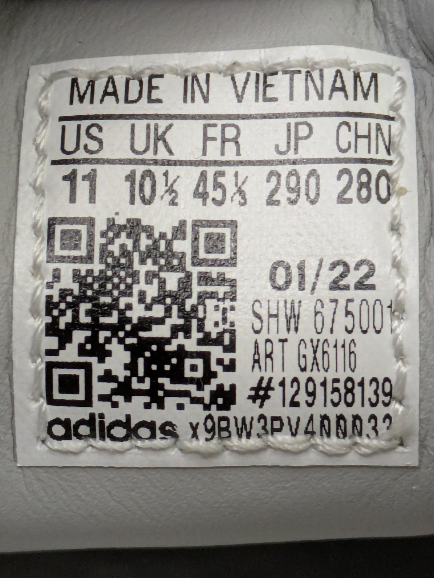 Adidas State Series Silver Size 10.5 Casual Station