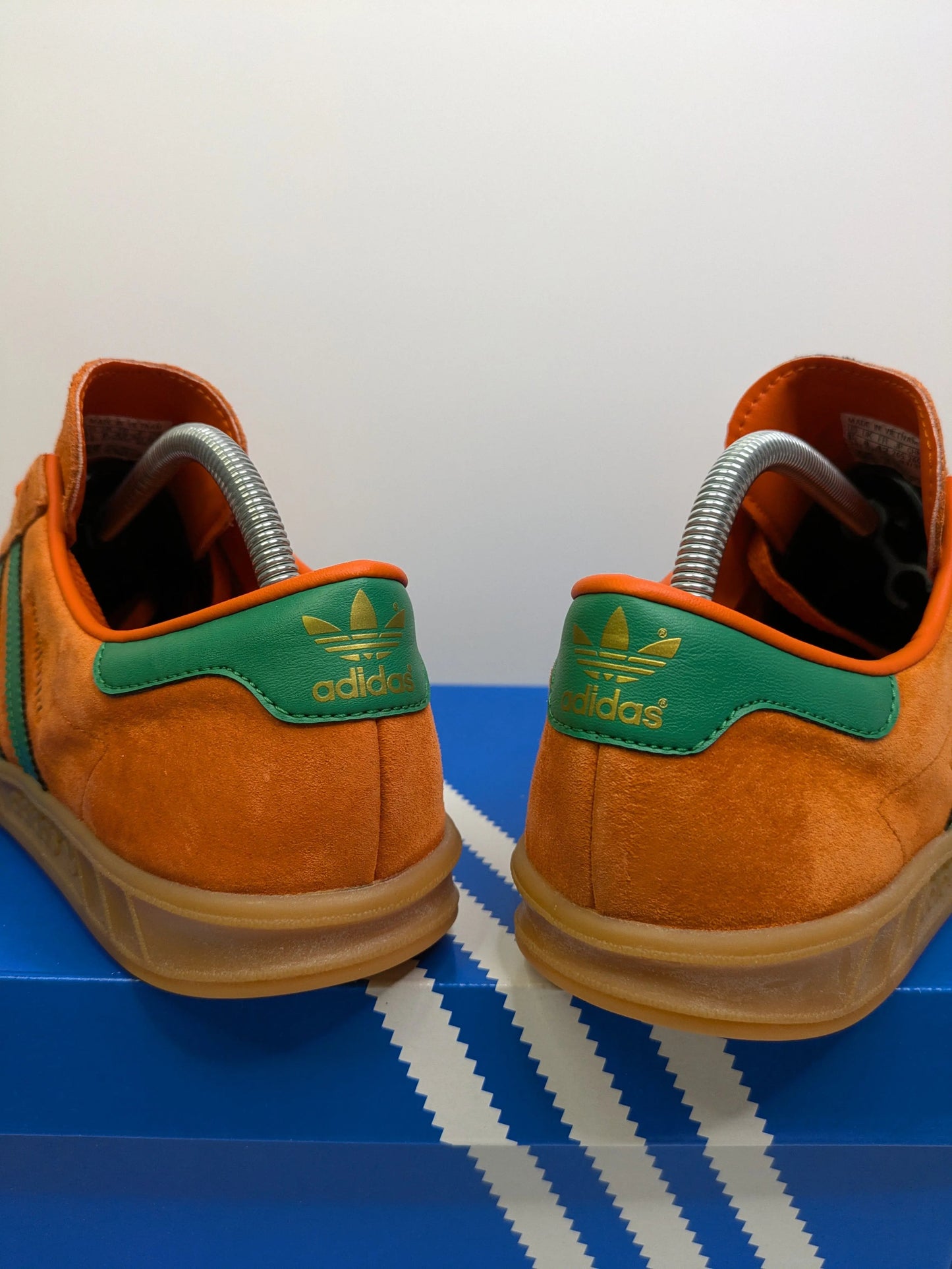 Adidas Hamburg Size 8 Casual Station