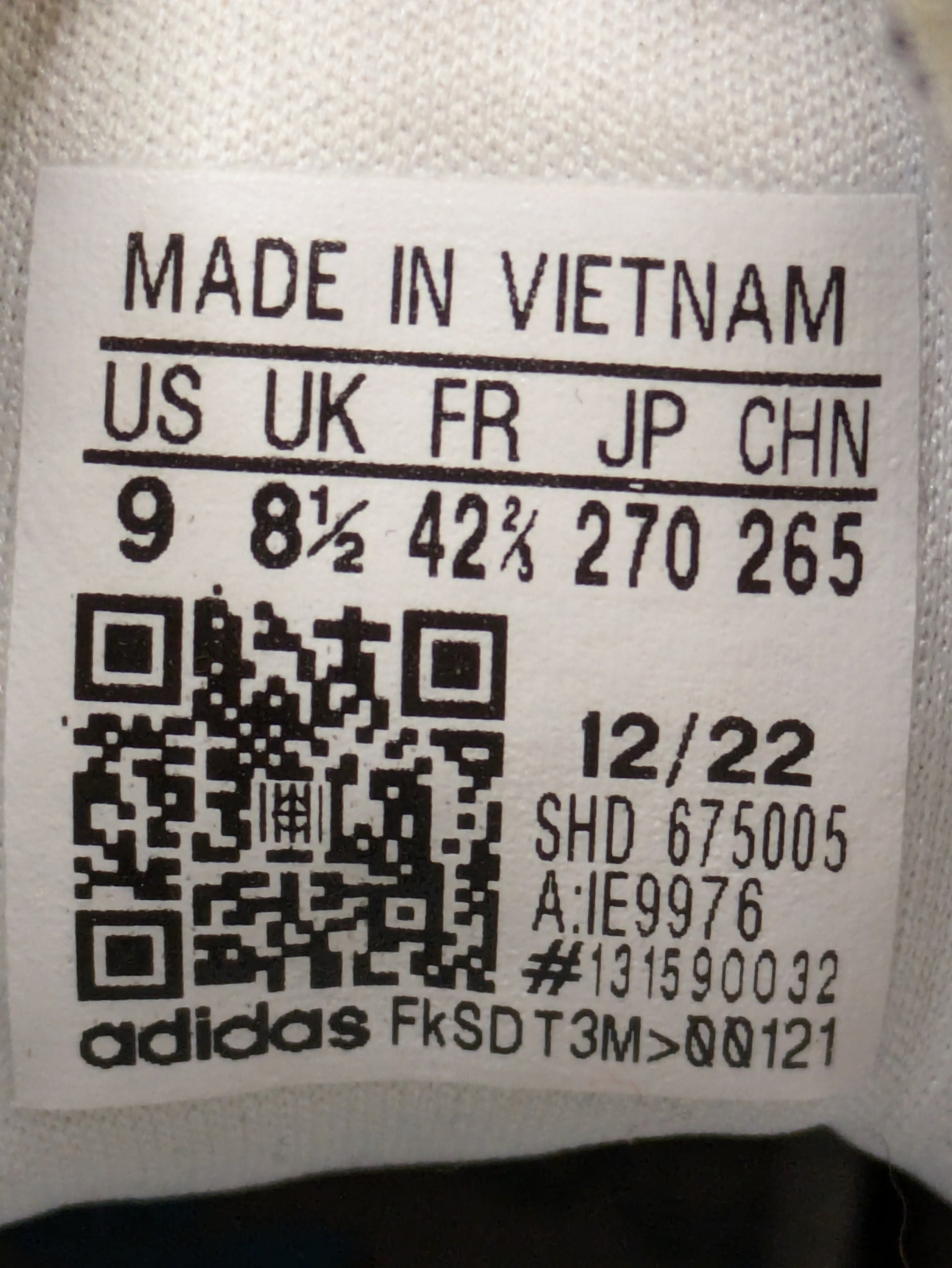 Adidas Jeans Size 8.5 Casual Station