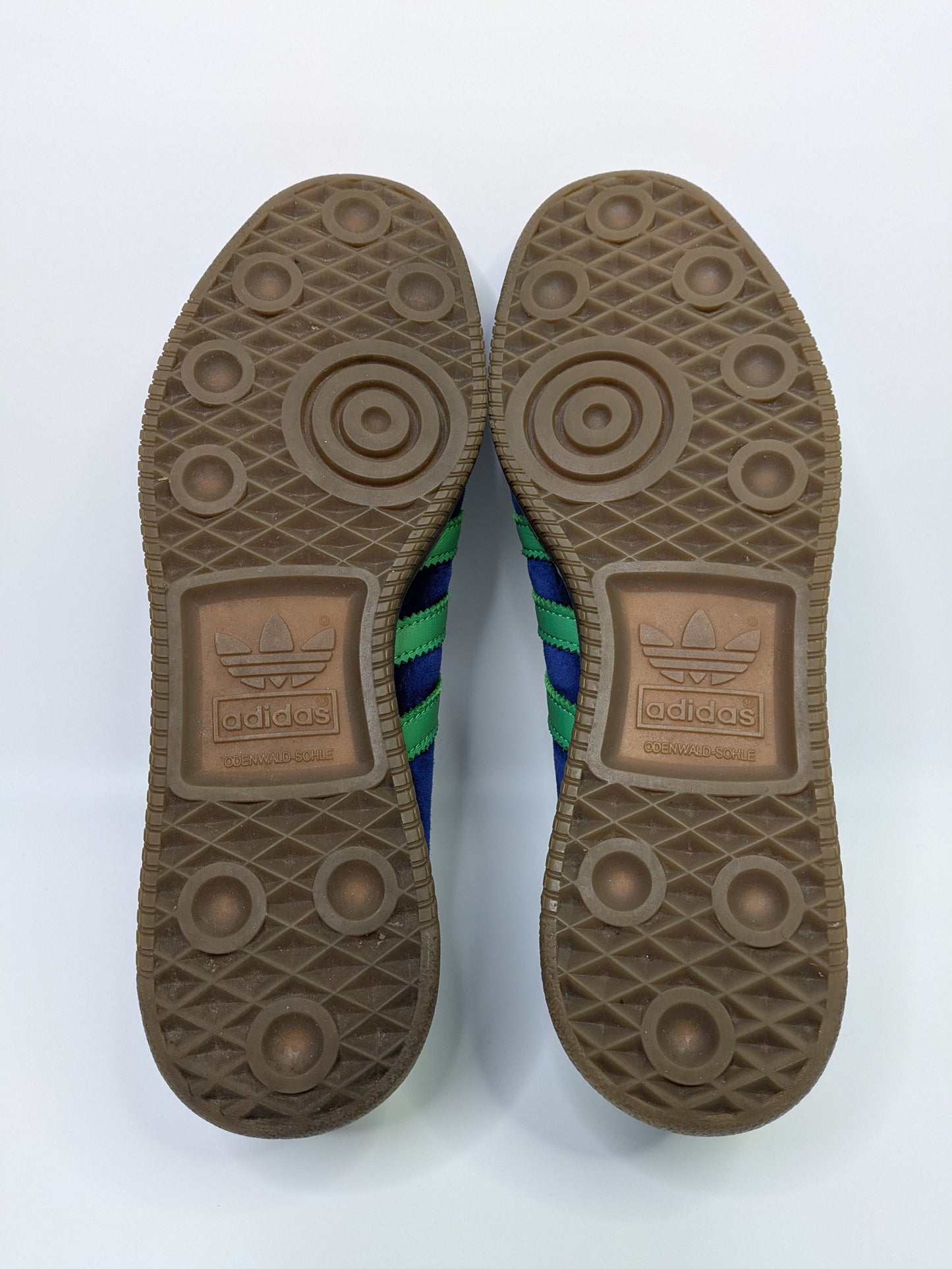 Adidas Bern City Series Size 8 Casual Station