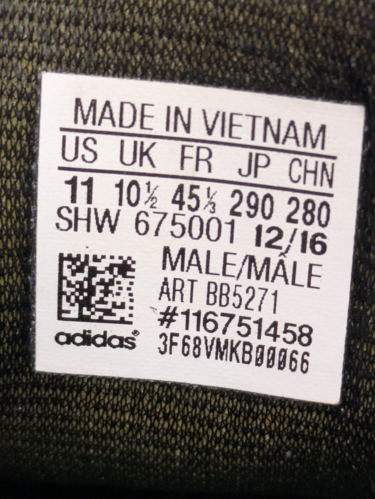 Adidas Bermuda Size 10.5 Casual Station