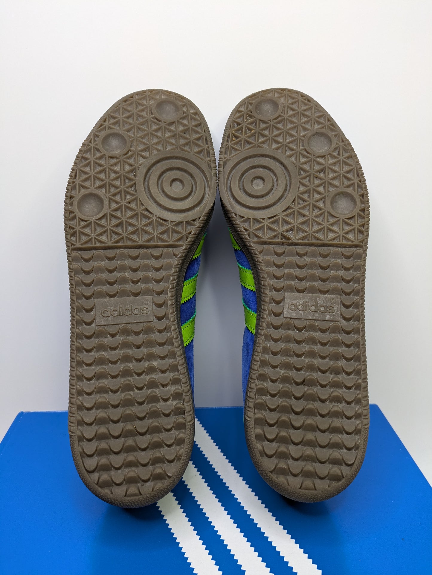 Adidas Athen Size 8.5