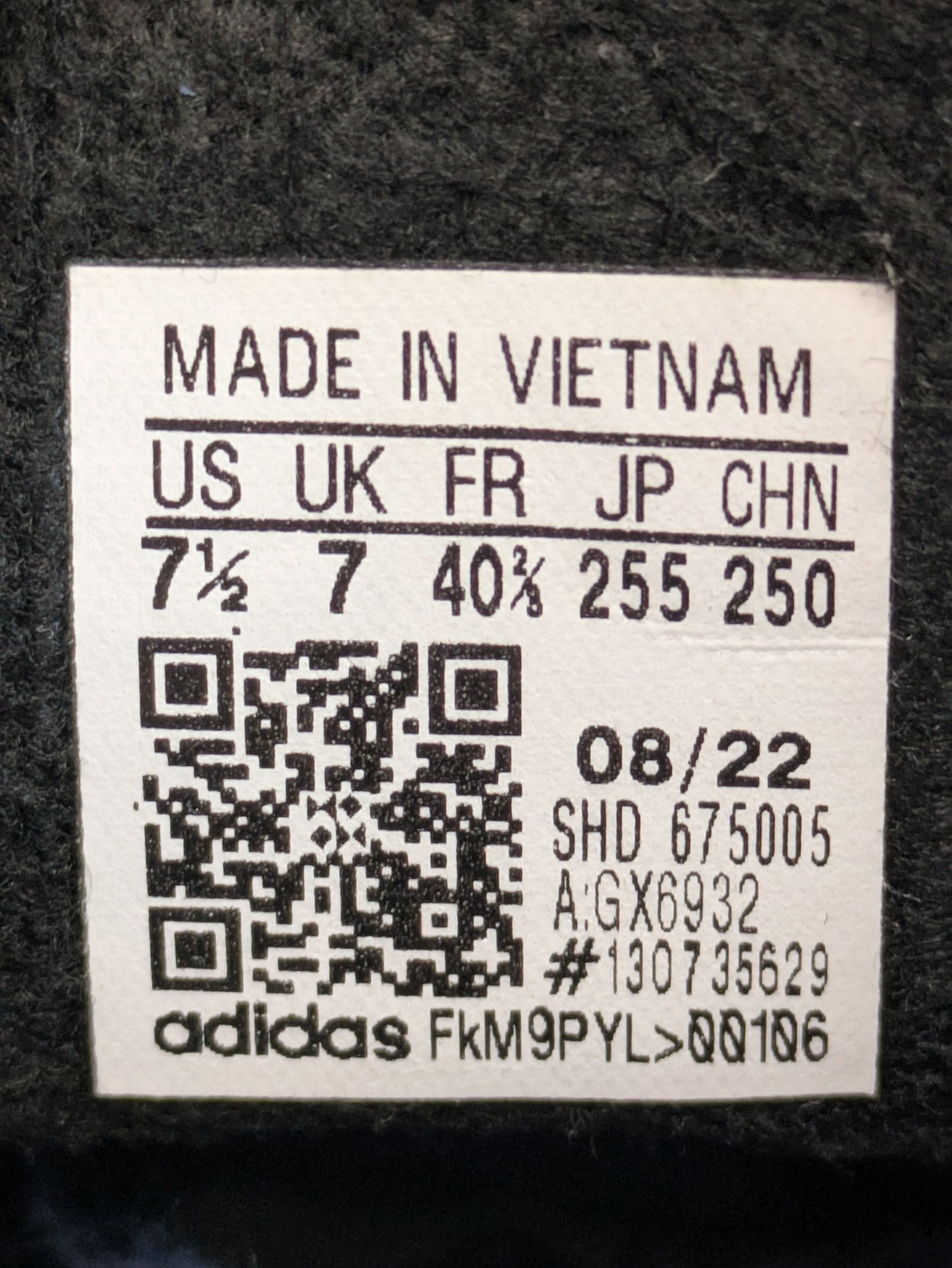 Adidas Milano Size 7 Casual Station