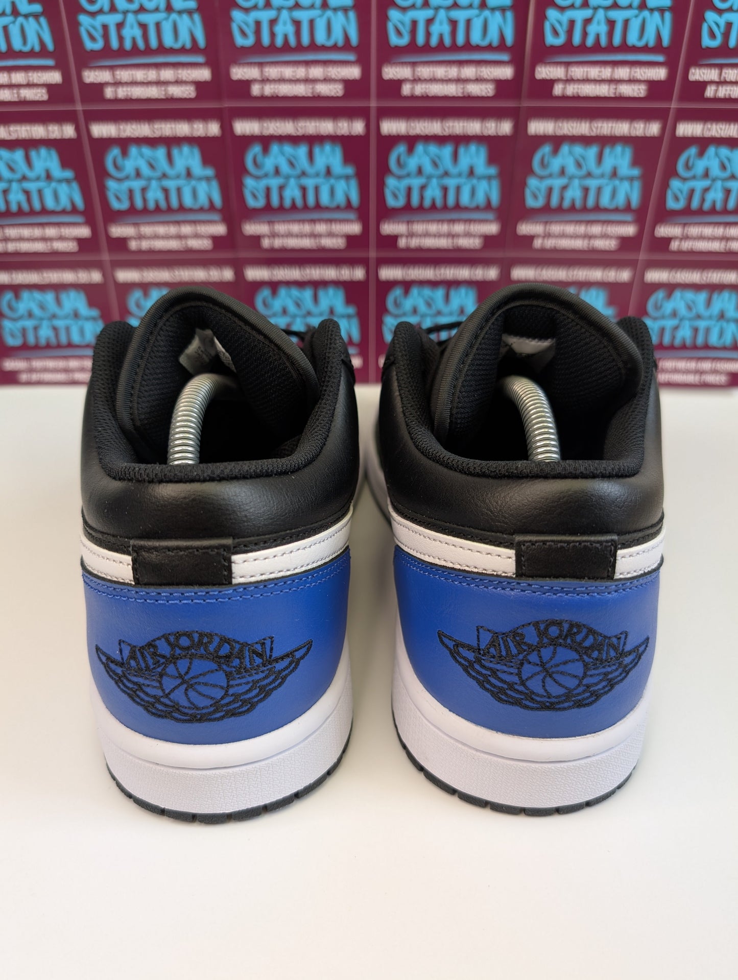 Air Jordan 1 Low Size 10 - NEW Casual Station