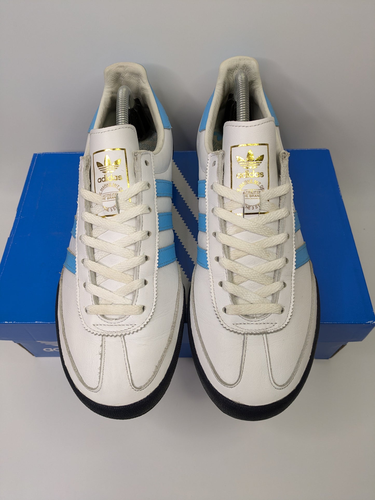 Adidas Jeans Size 8.5 Casual Station