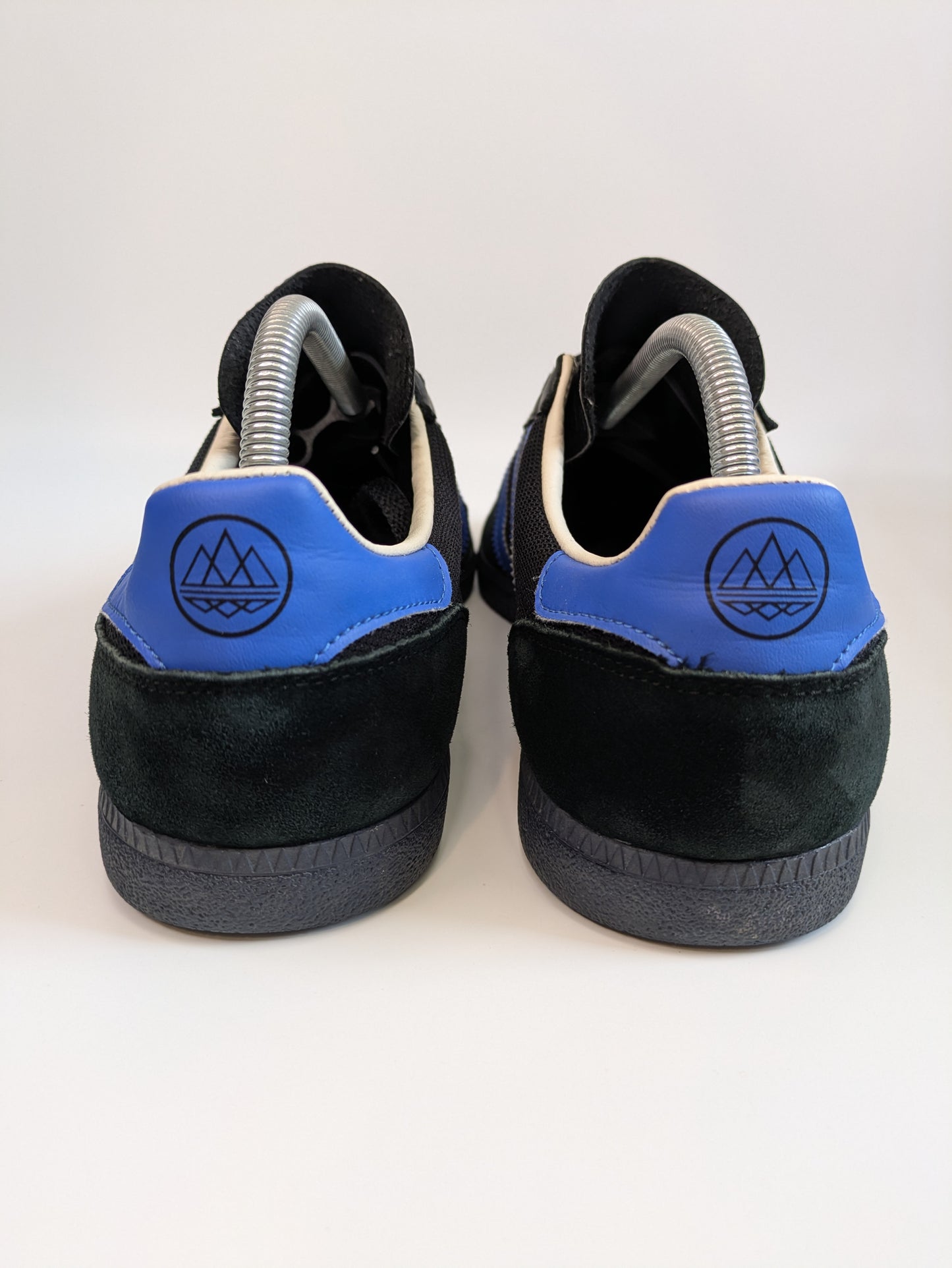 Adidas Barrowland SPZL Size 9