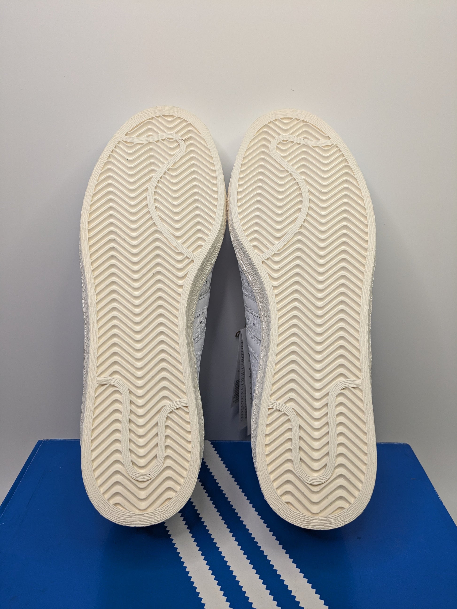 Adidas Superstar 82 Size 7.5 Casual Station