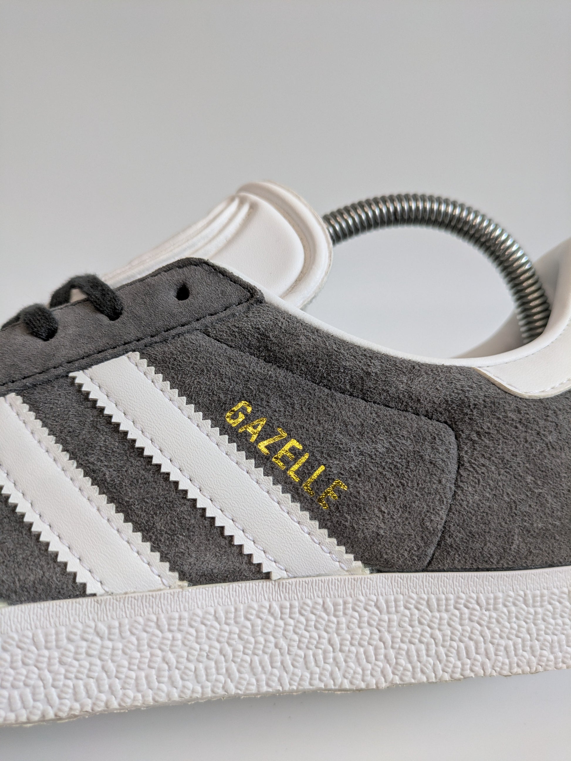 Adidas Gazelle Size 7.5 Casual Station