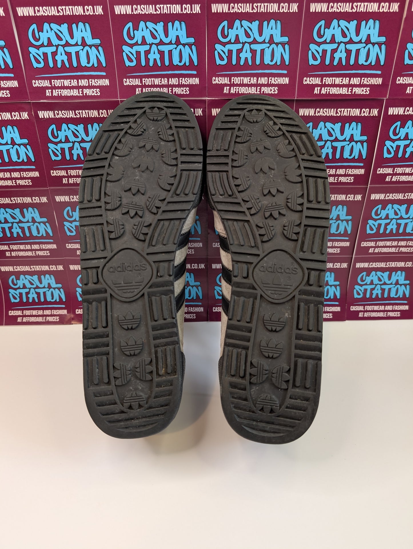 Adidas Jeans Size 9 Trainers