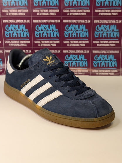 Adidas Munchen Trainers UK 10
