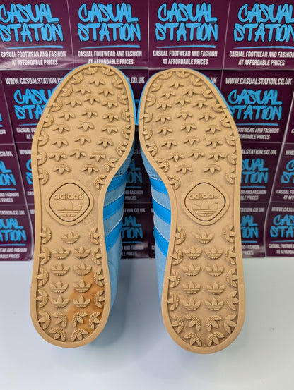 Adidas AS 520 Size 6.5