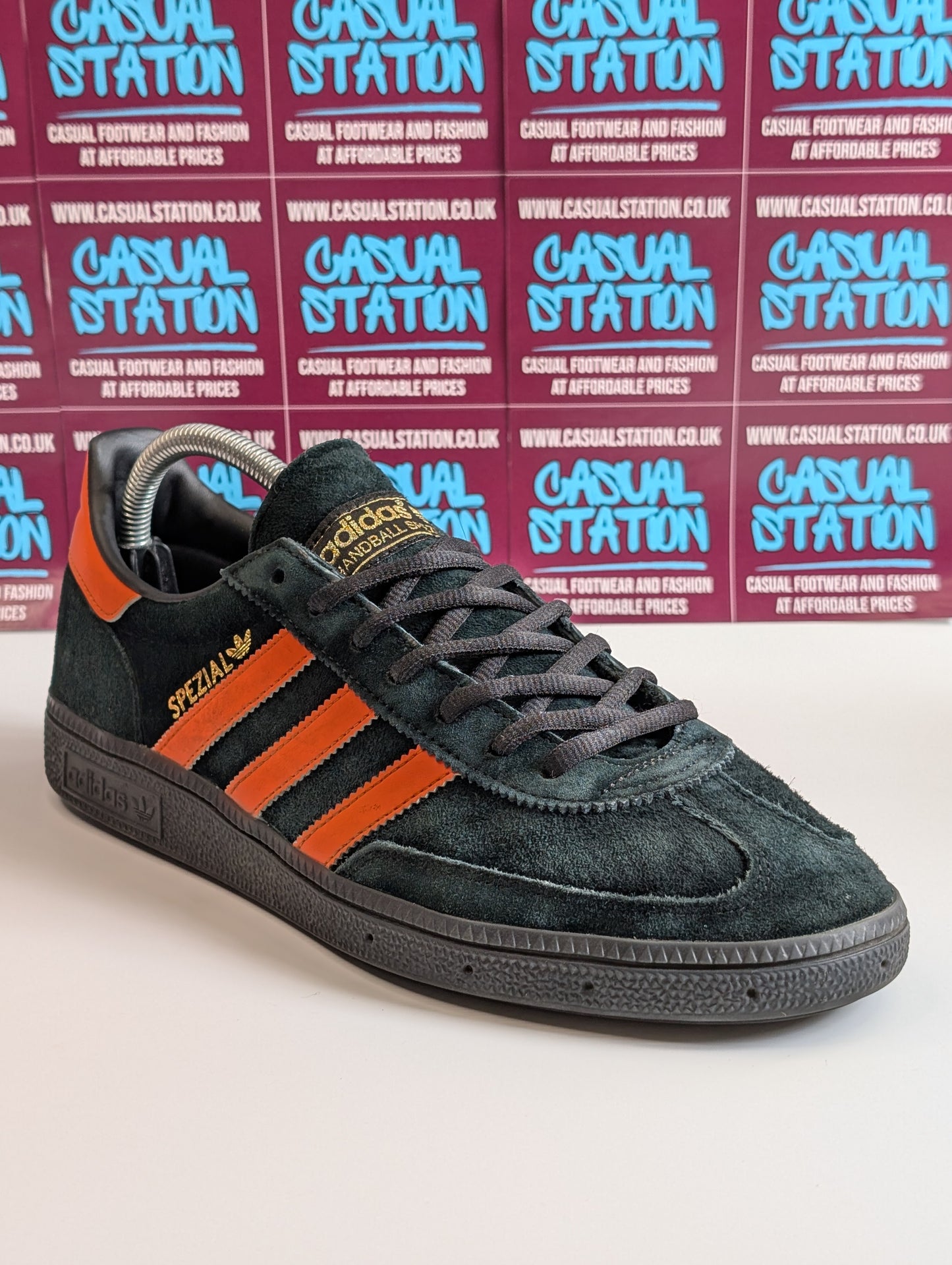 Adidas Handball Spezial Size 8