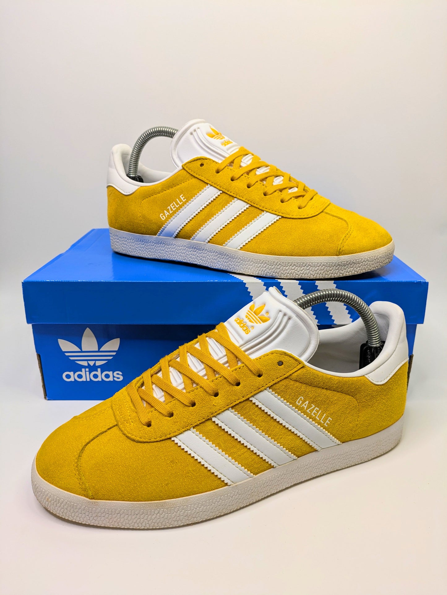 Adidas Gazelle Size 7 Casual Station