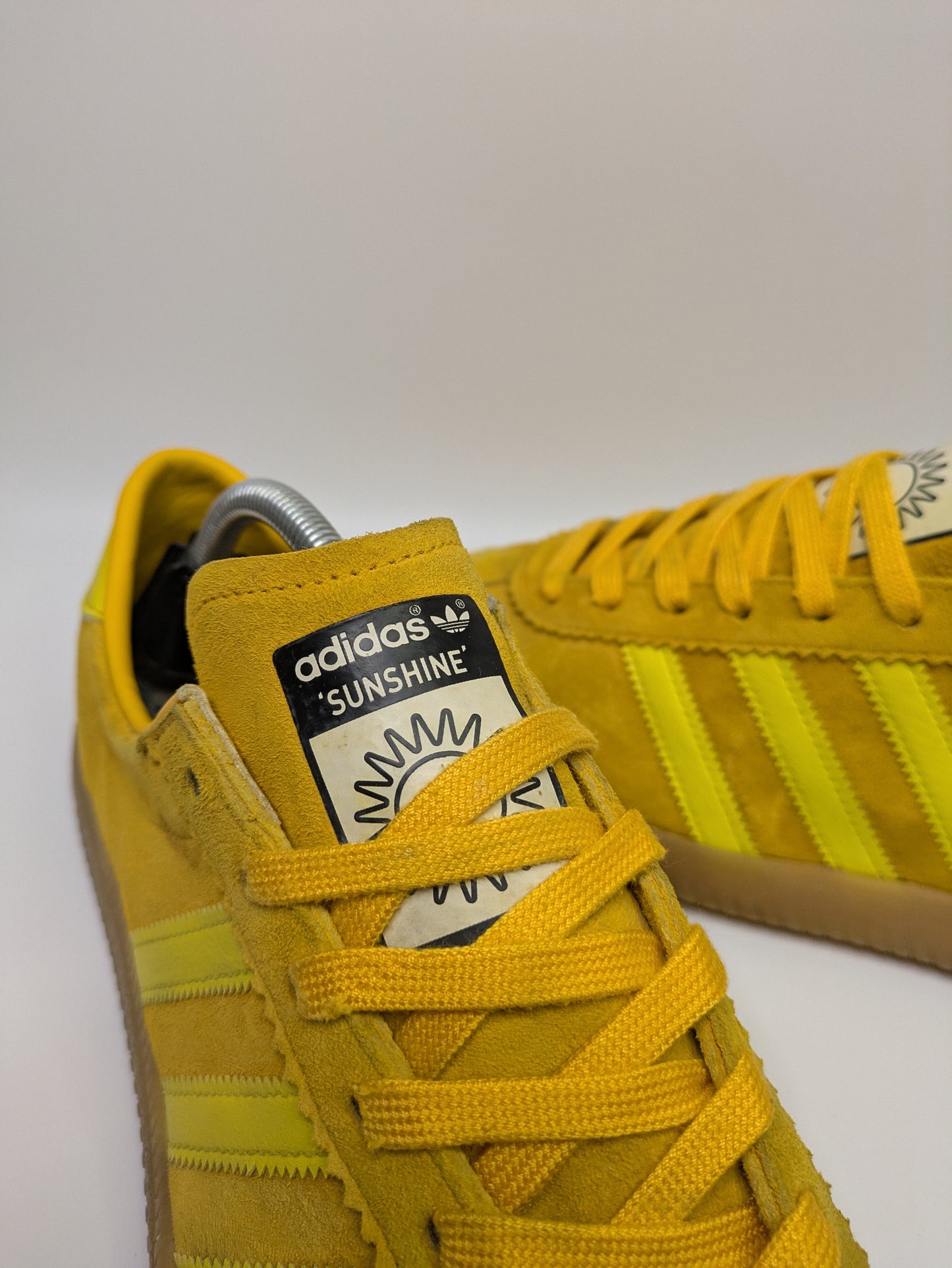 Adidas Sunshine Size 8.5 Casual Station