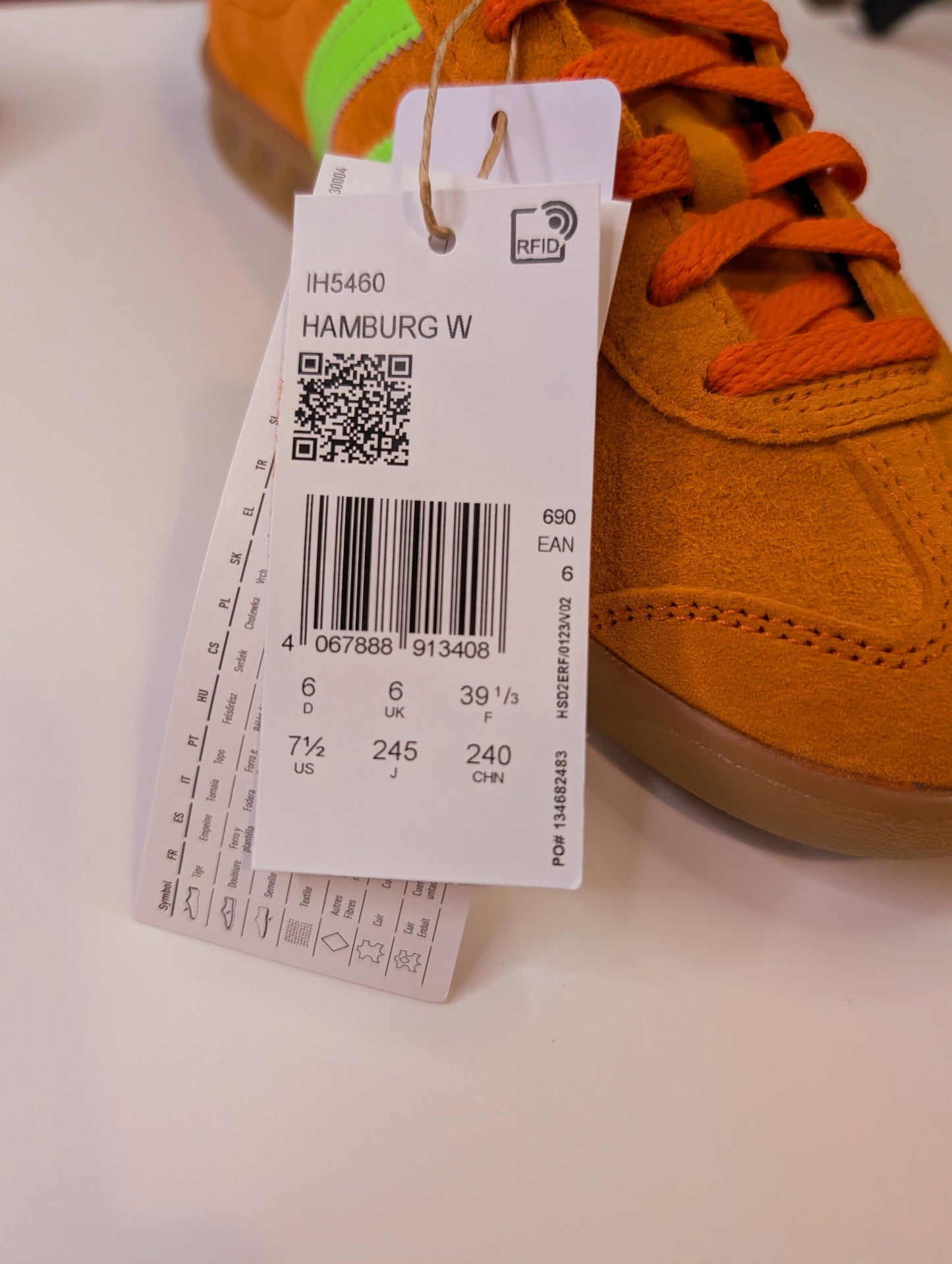 Adidas Hamburg Size 6 - NEW