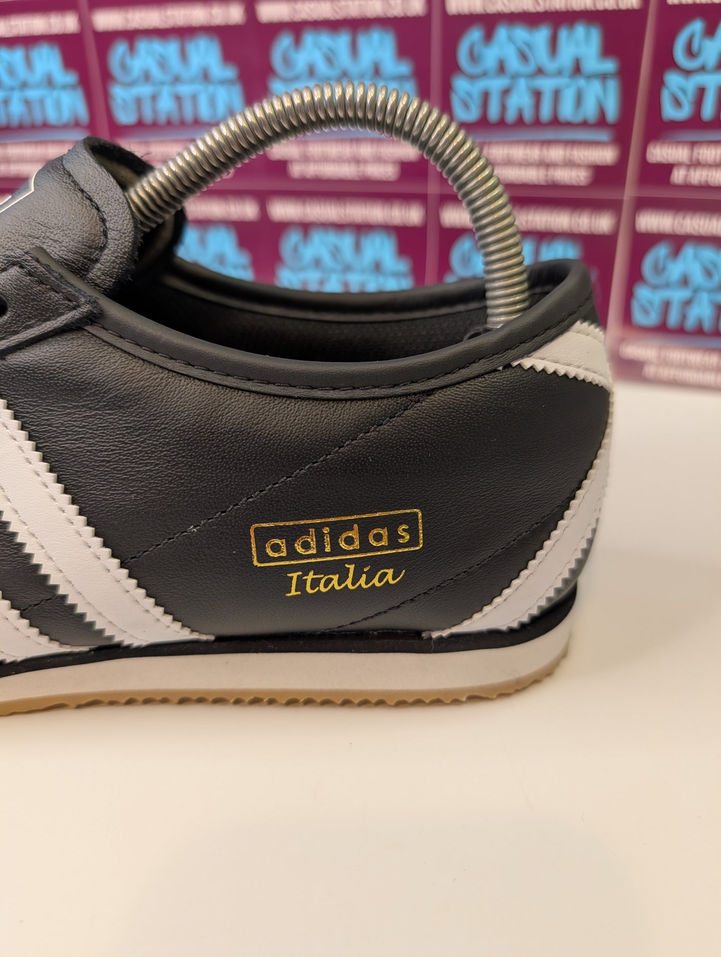 Adidas Italia 70s Size UK 7 - BRAND NEW