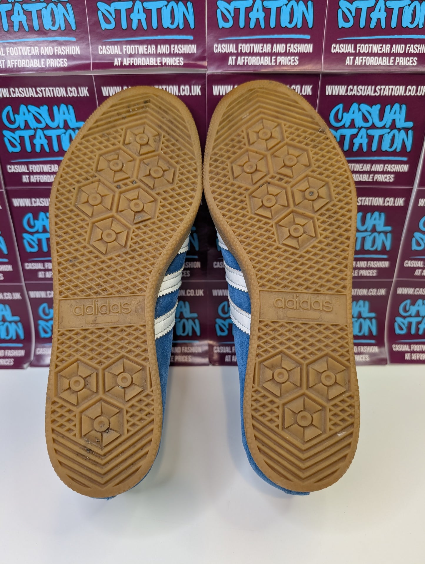 Adidas Koln City Series Size 6