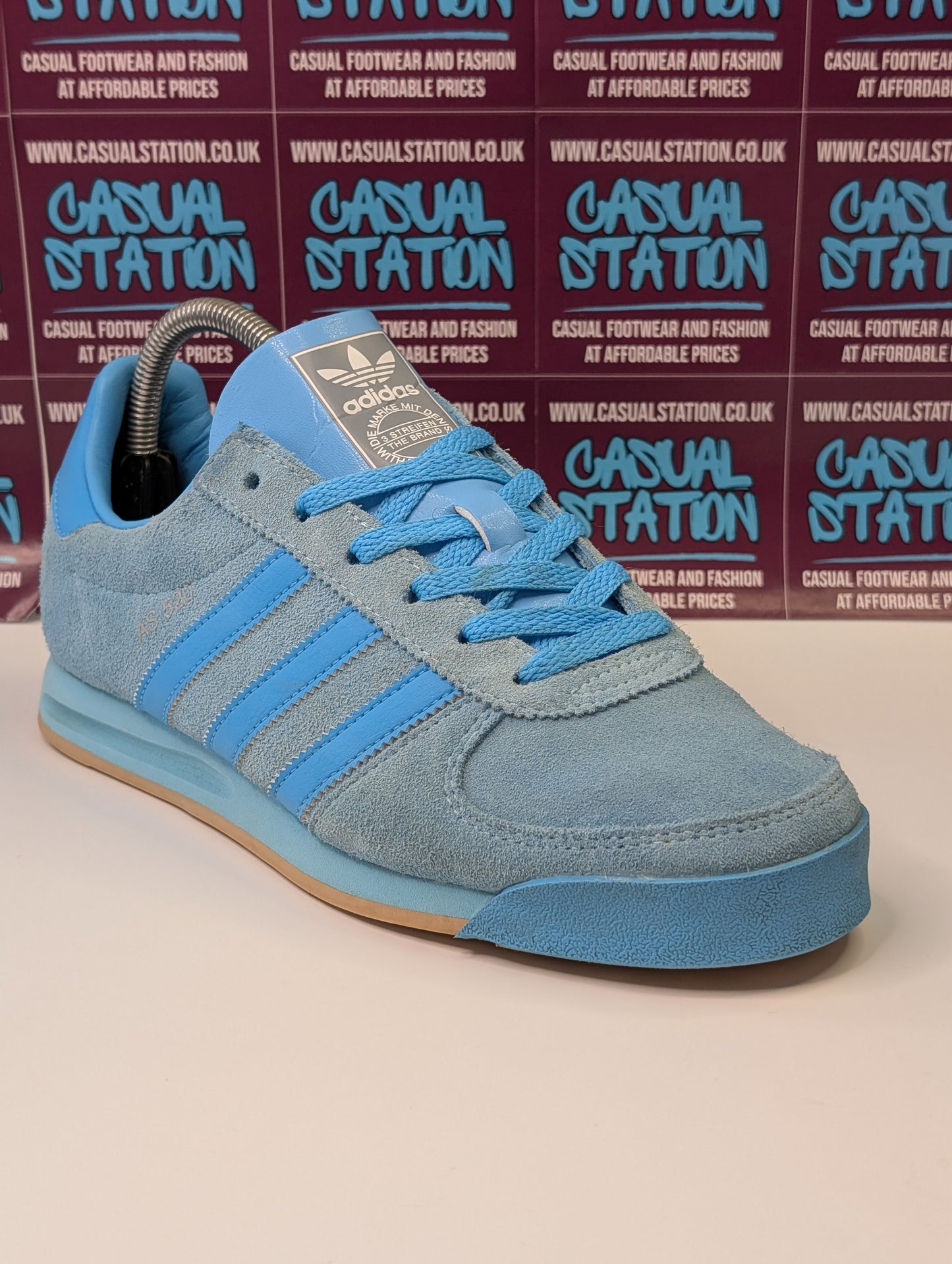 Adidas AS 520 Size 6.5