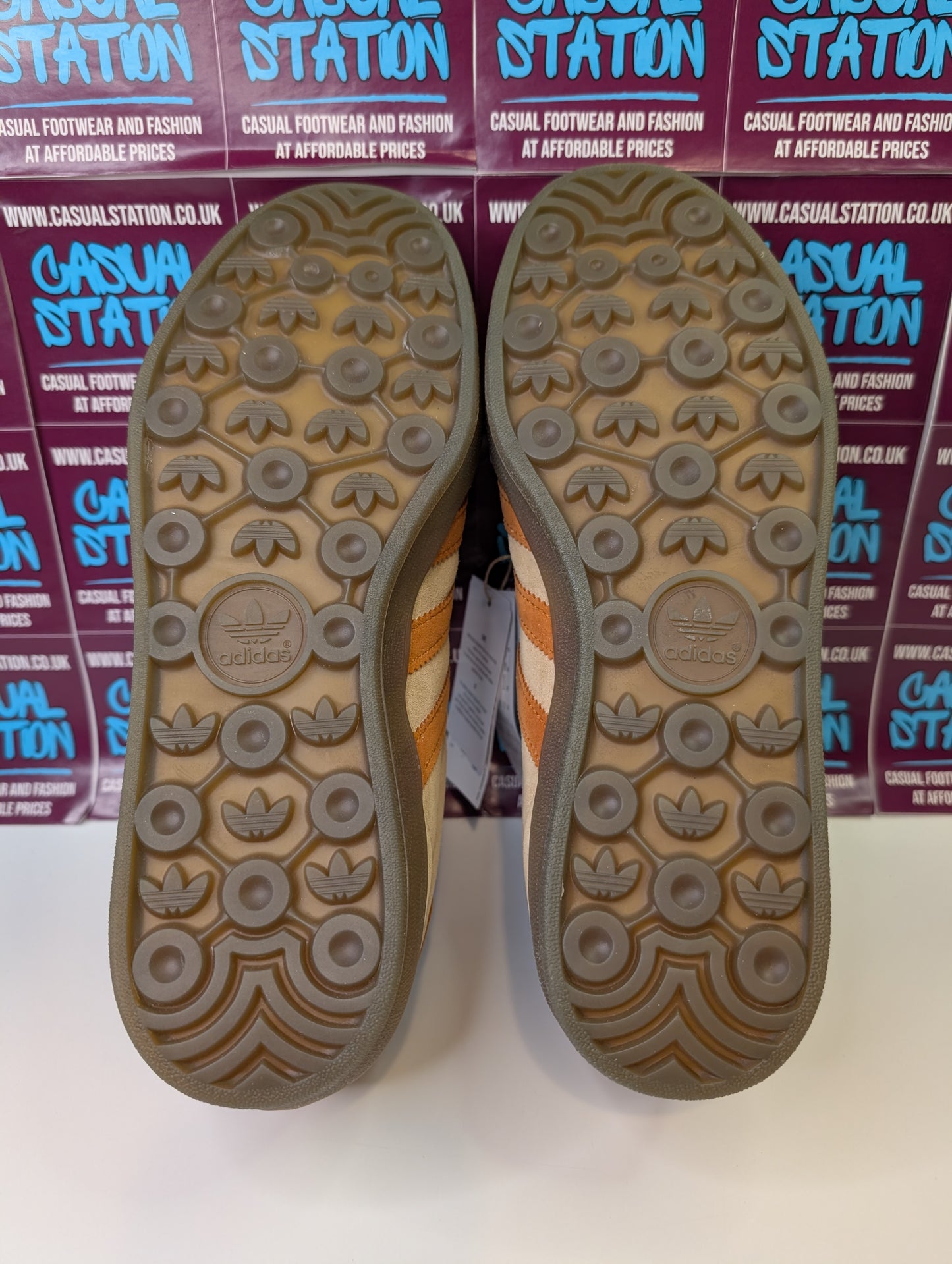 Adidas Gazelle Indoor Trainers Size 6.5 - BRAND NEW