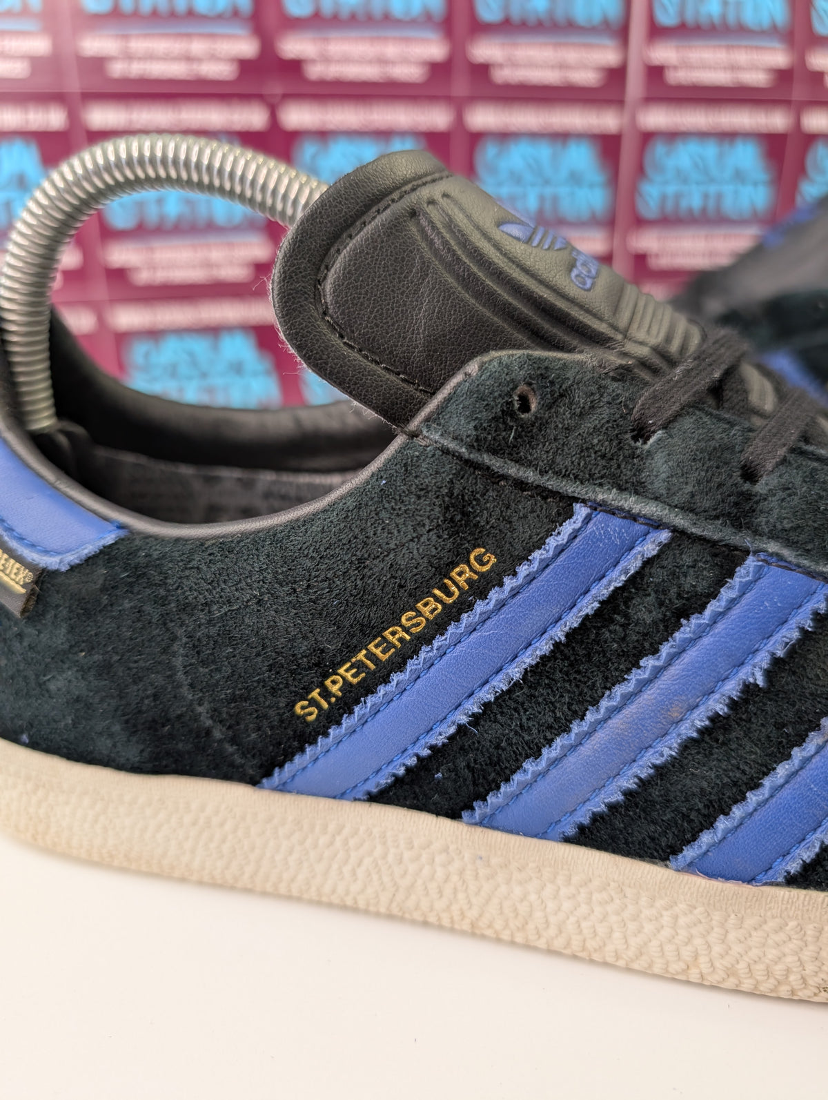 Adidas Gazelle GTX St. Petersburg Trainers UK 6