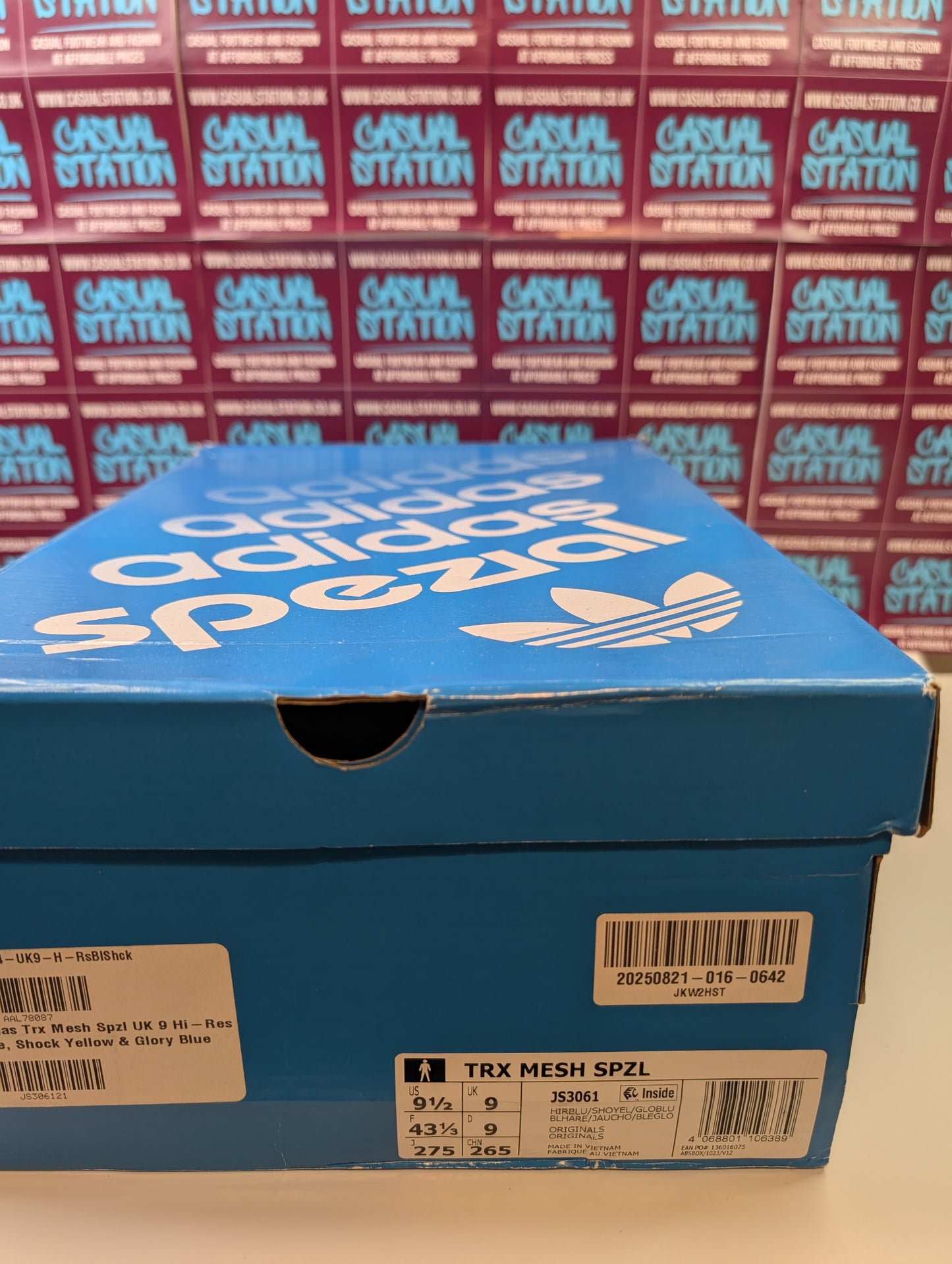 Adidas TRX Mesh SPZL Size 9 - NEW