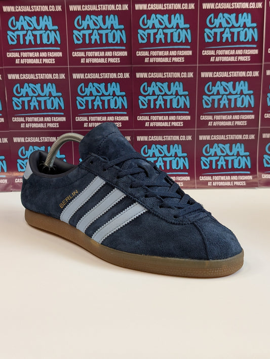 Adidas Berlin Size 8 Casual Station